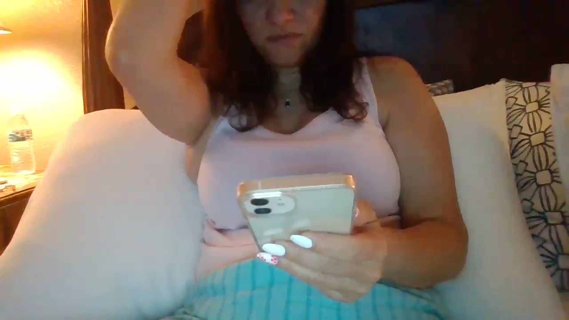 Gallery image thumbnail from LVDOLL's myfreecams stream on, 06/20/2024, 06:09 image 6 of 20
