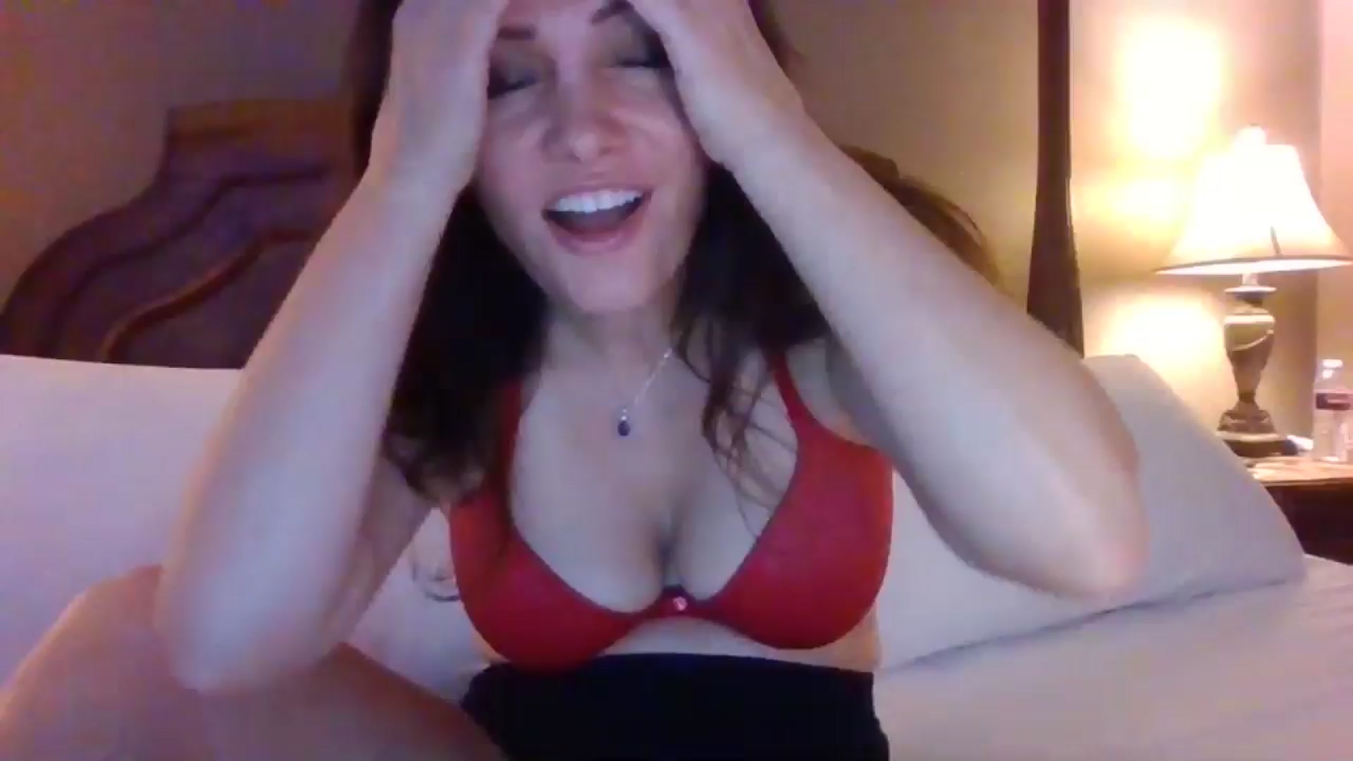 Gallery image thumbnail from LVDOLL's myfreecams stream on, 06/21/2024, 03:33 image 3 of 20