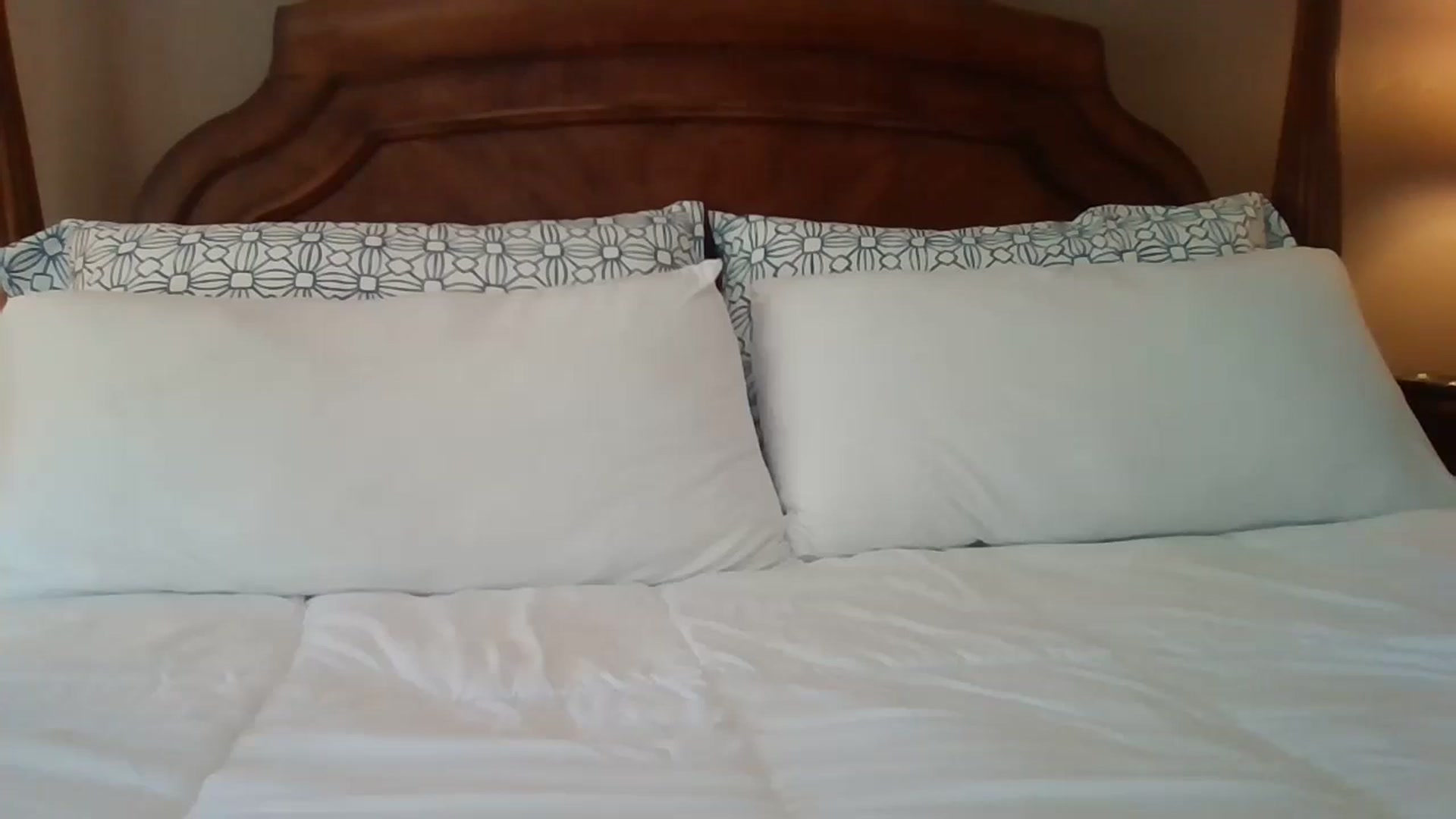 Gallery image thumbnail from LVDOLL's myfreecams stream on, 06/26/2024, 23:37 image 10 of 20
