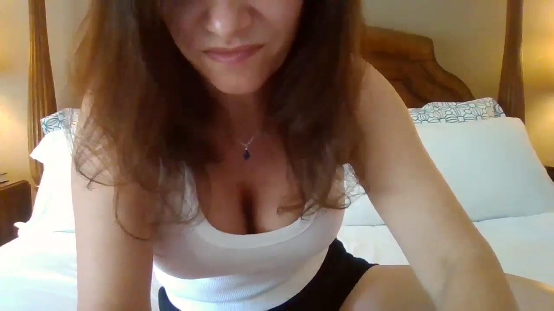 Gallery image thumbnail from LVDOLL's myfreecams stream on, 06/27/2024, 24:25 image 6 of 20