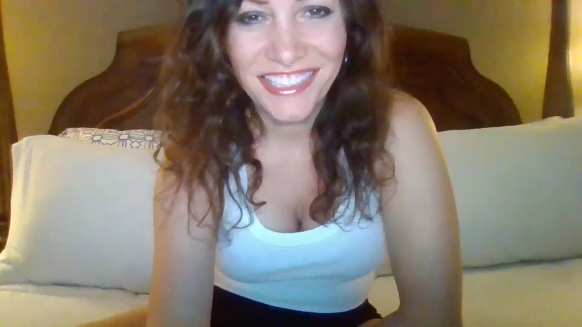 Gallery image thumbnail from LVDOLL's myfreecams stream on, 06/28/2024, 04:40 image 8 of 20