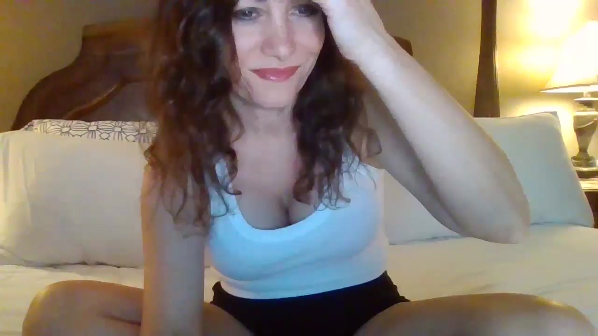 Gallery image thumbnail from LVDOLL's myfreecams stream on, 06/28/2024, 04:40 image 16 of 20