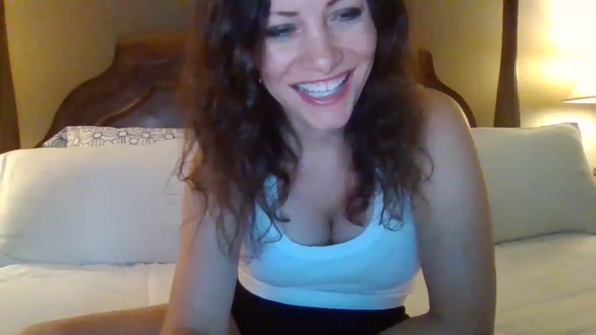 Gallery image thumbnail from LVDOLL's myfreecams stream on, 06/28/2024, 05:26 image 12 of 20