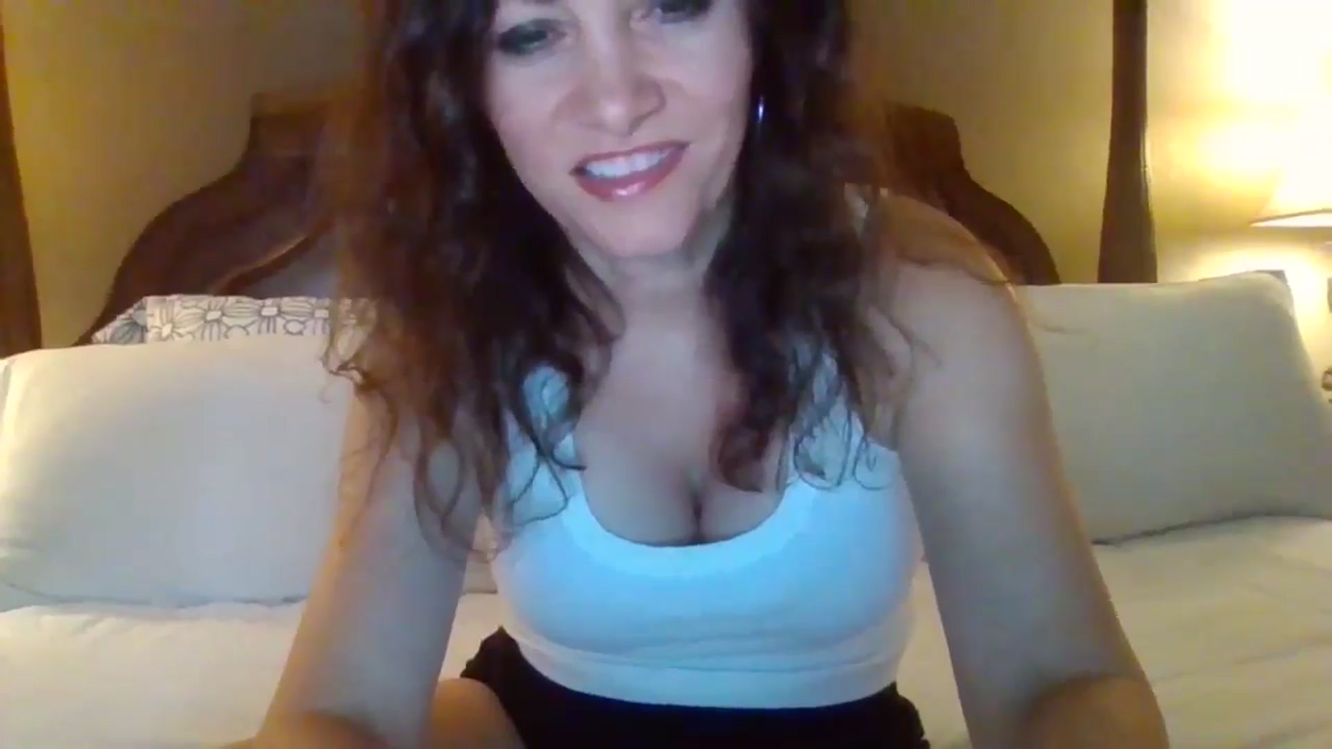 Gallery image thumbnail from LVDOLL's myfreecams stream on, 06/28/2024, 05:26 image 17 of 20