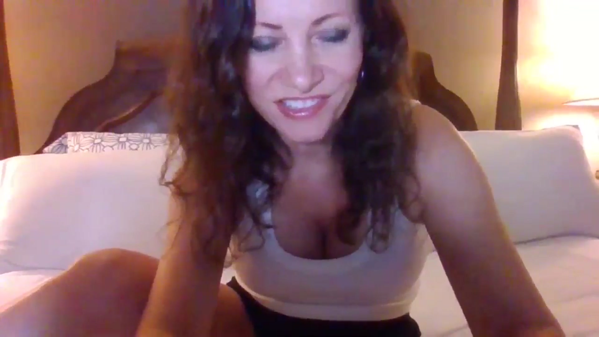 Gallery image thumbnail from LVDOLL's myfreecams stream on, 06/28/2024, 05:26 image 14 of 20