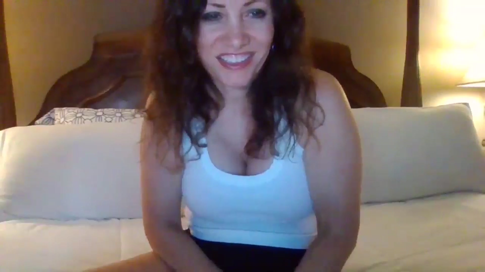 Gallery image thumbnail from LVDOLL's myfreecams stream on, 06/28/2024, 05:26 image 18 of 20