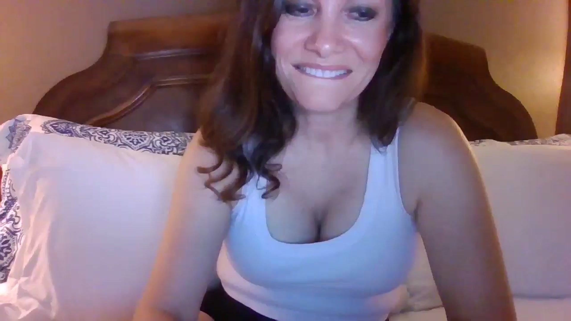 Gallery image thumbnail from LVDOLL's myfreecams stream on, 07/01/2024, 04:12 image 20 of 20