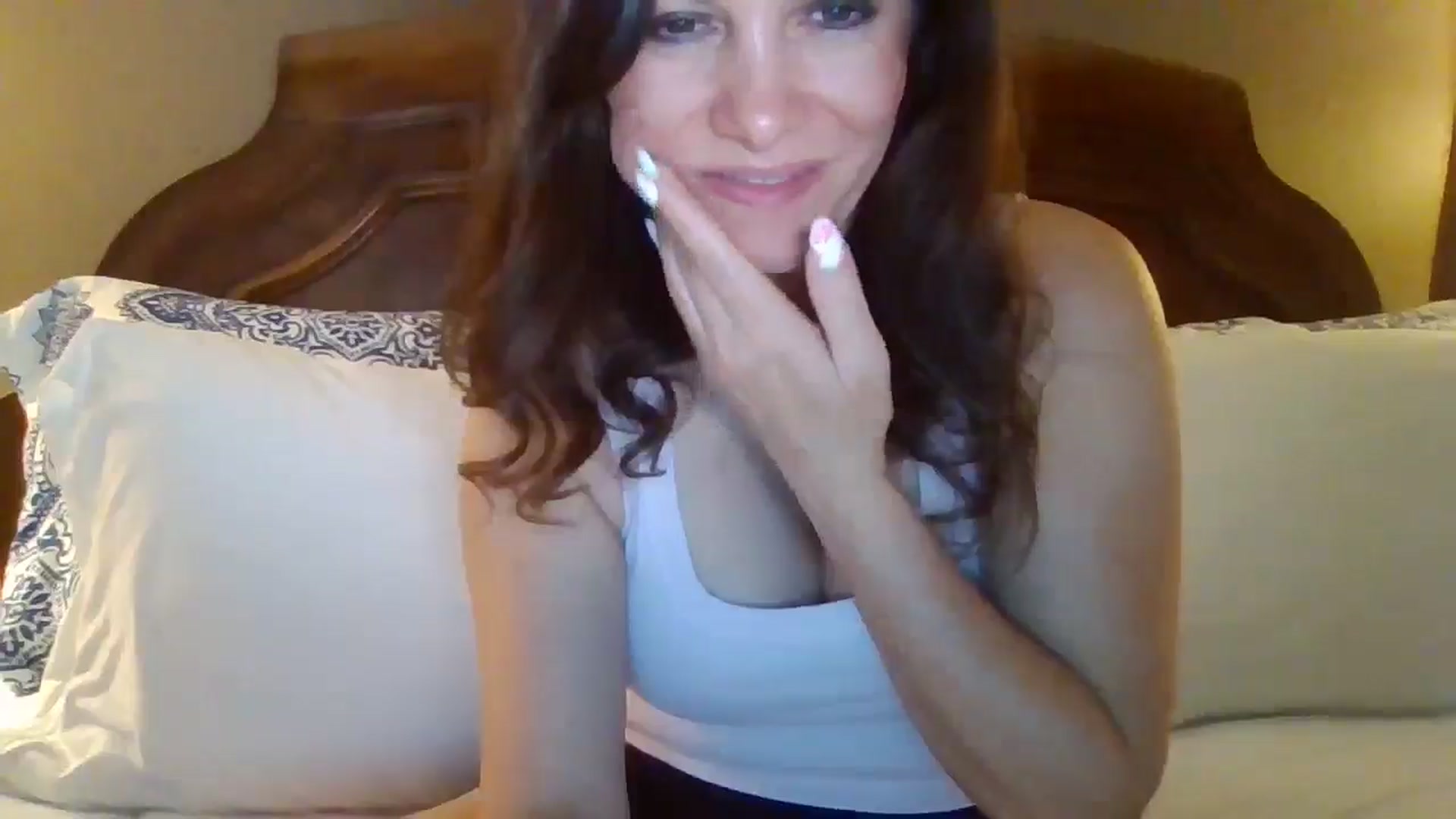 Gallery image thumbnail from LVDOLL's myfreecams stream on, 07/01/2024, 04:51 image 10 of 20
