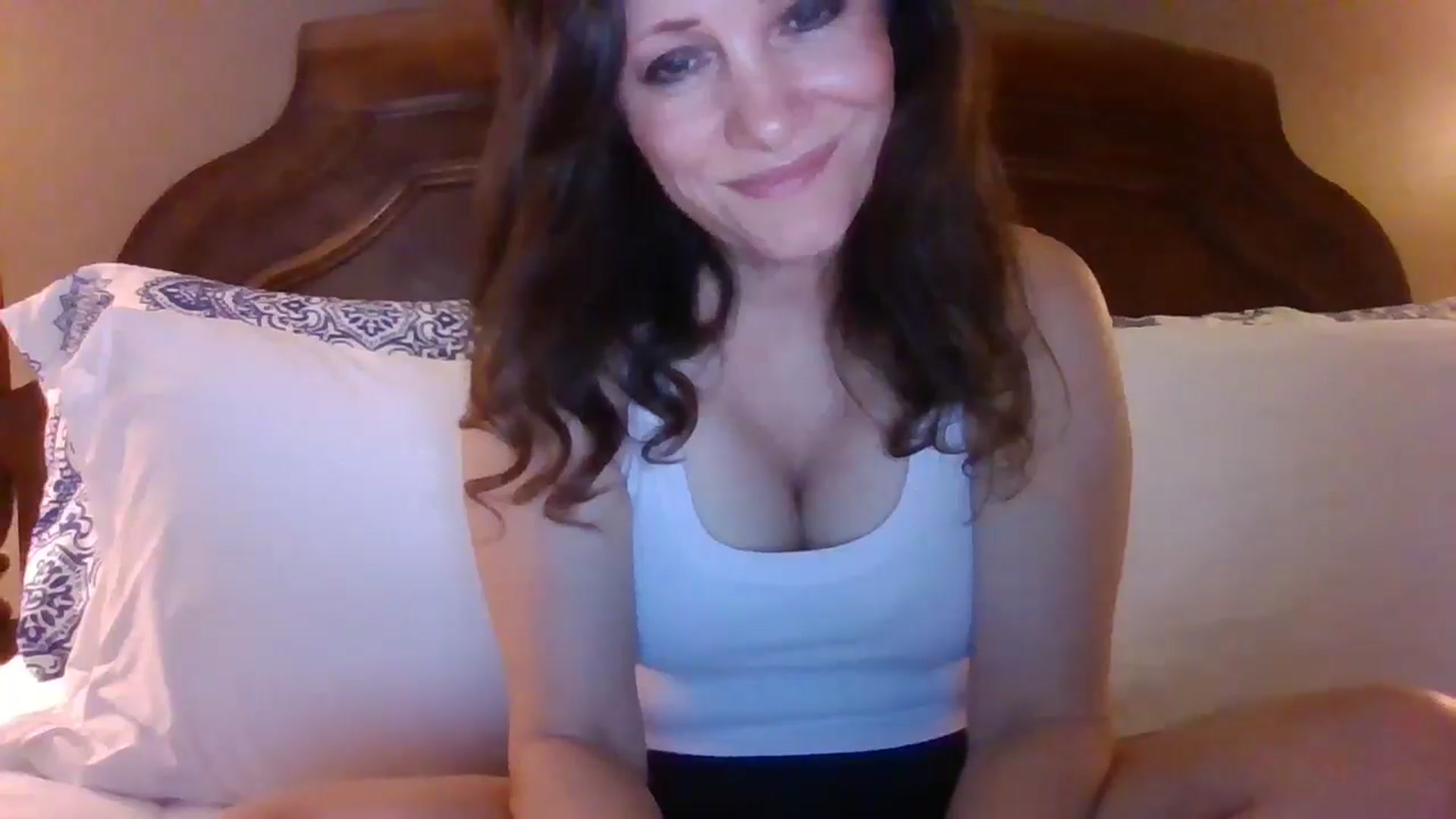 Gallery image thumbnail from LVDOLL's myfreecams stream on, 07/01/2024, 04:51 image 3 of 20