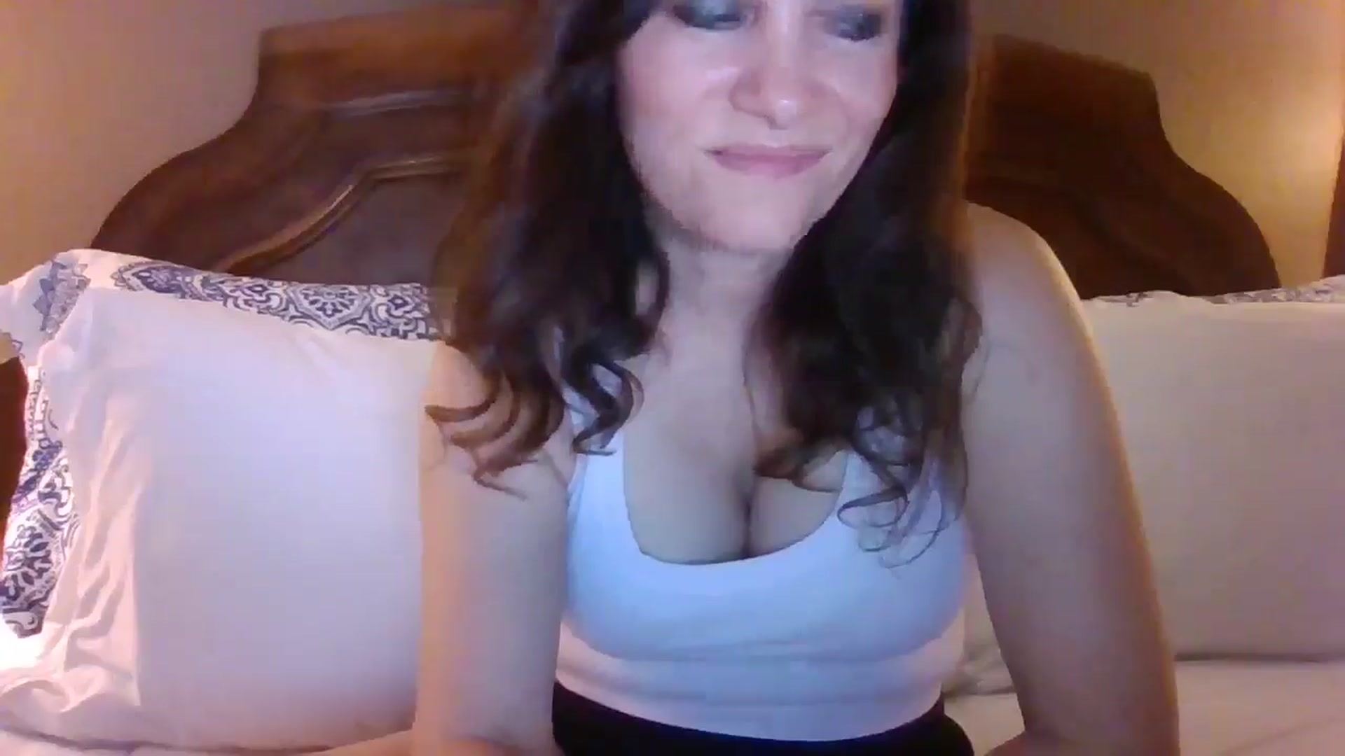 Gallery image thumbnail from LVDOLL's myfreecams stream on, 07/01/2024, 04:51 image 9 of 20