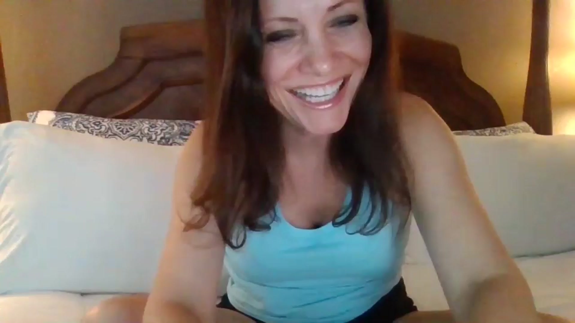 Gallery image thumbnail from LVDOLL's myfreecams stream on, 07/02/2024, 03:26 image 9 of 20