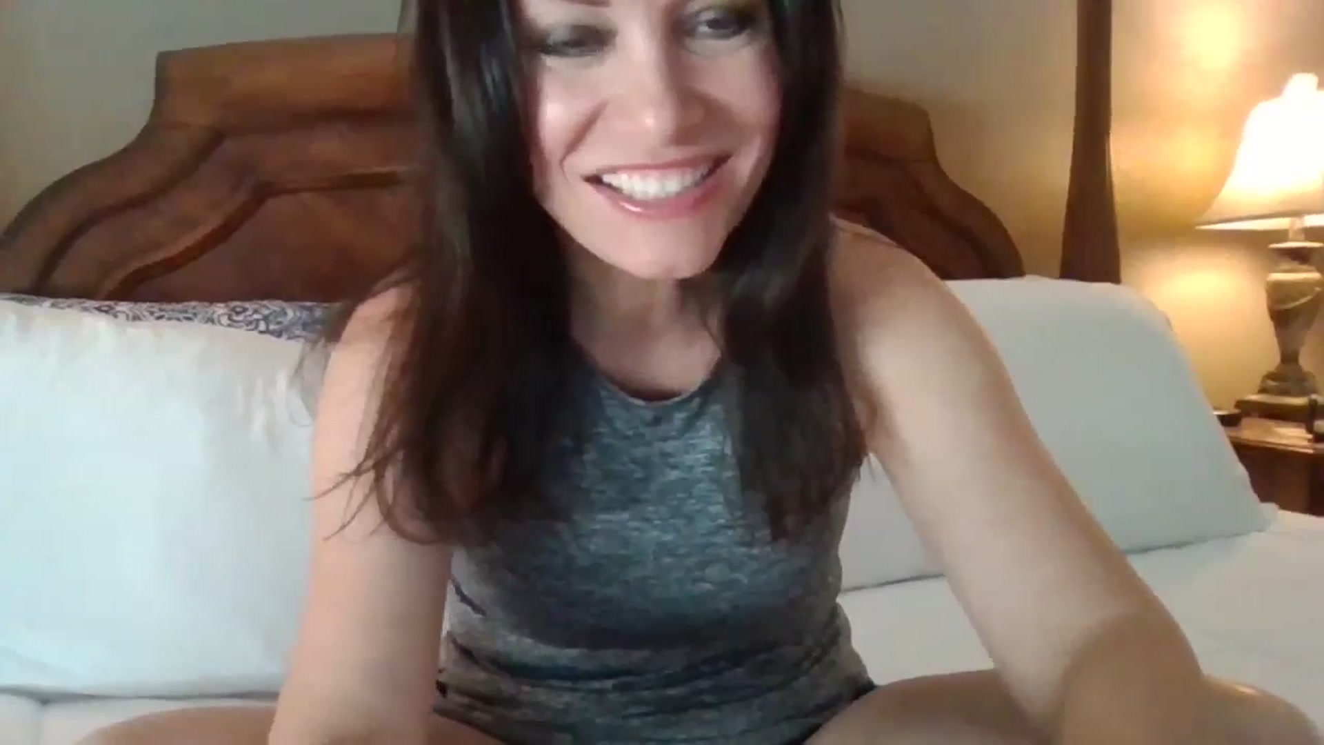 Gallery image thumbnail from LVDOLL's myfreecams stream on, 07/02/2024, 21:45 image 3 of 20