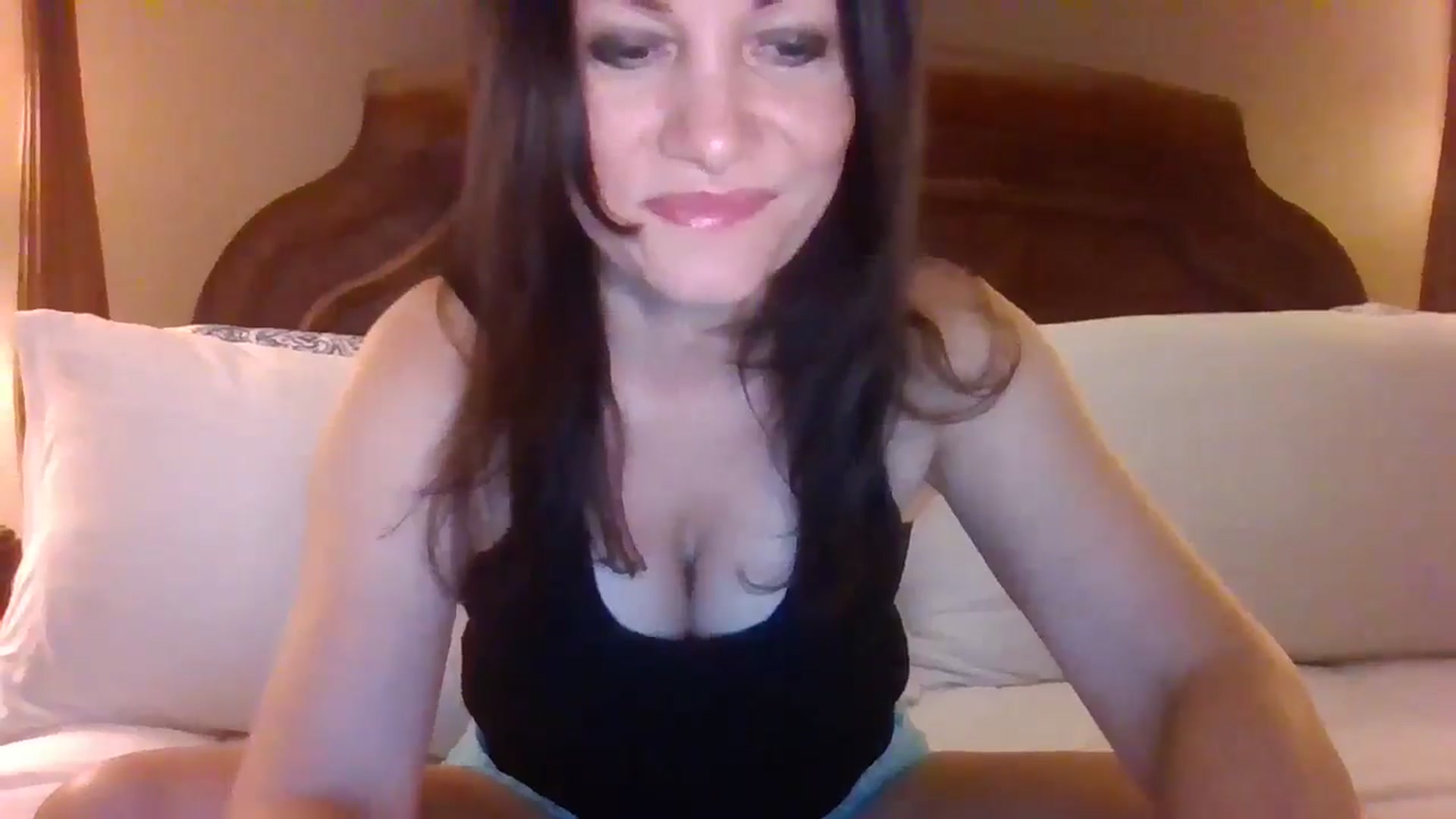 Gallery image thumbnail from LVDOLL's myfreecams stream on, 07/03/2024, 04:23 image 7 of 20