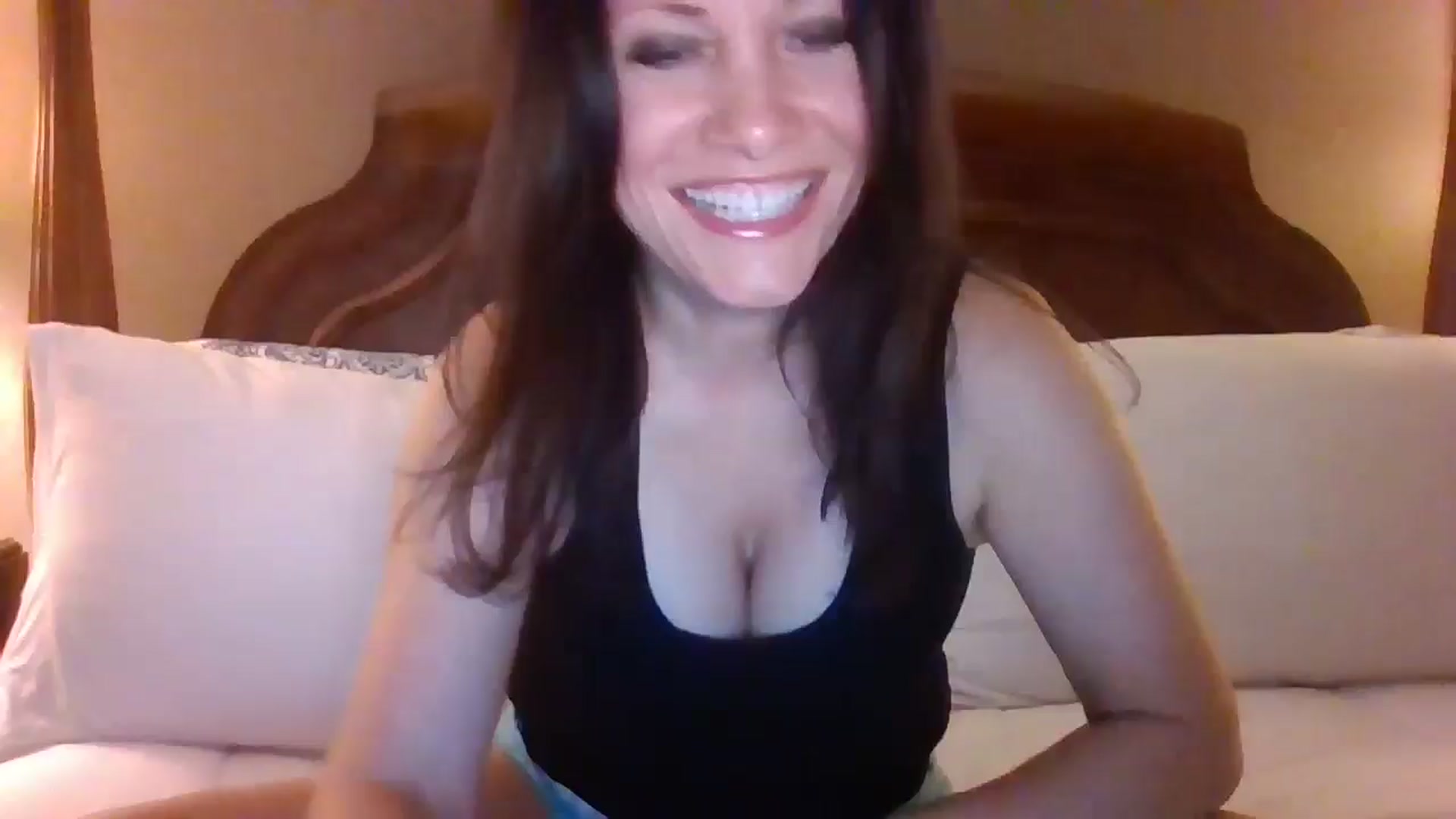 Gallery image thumbnail from LVDOLL's myfreecams stream on, 07/03/2024, 04:23 image 11 of 20