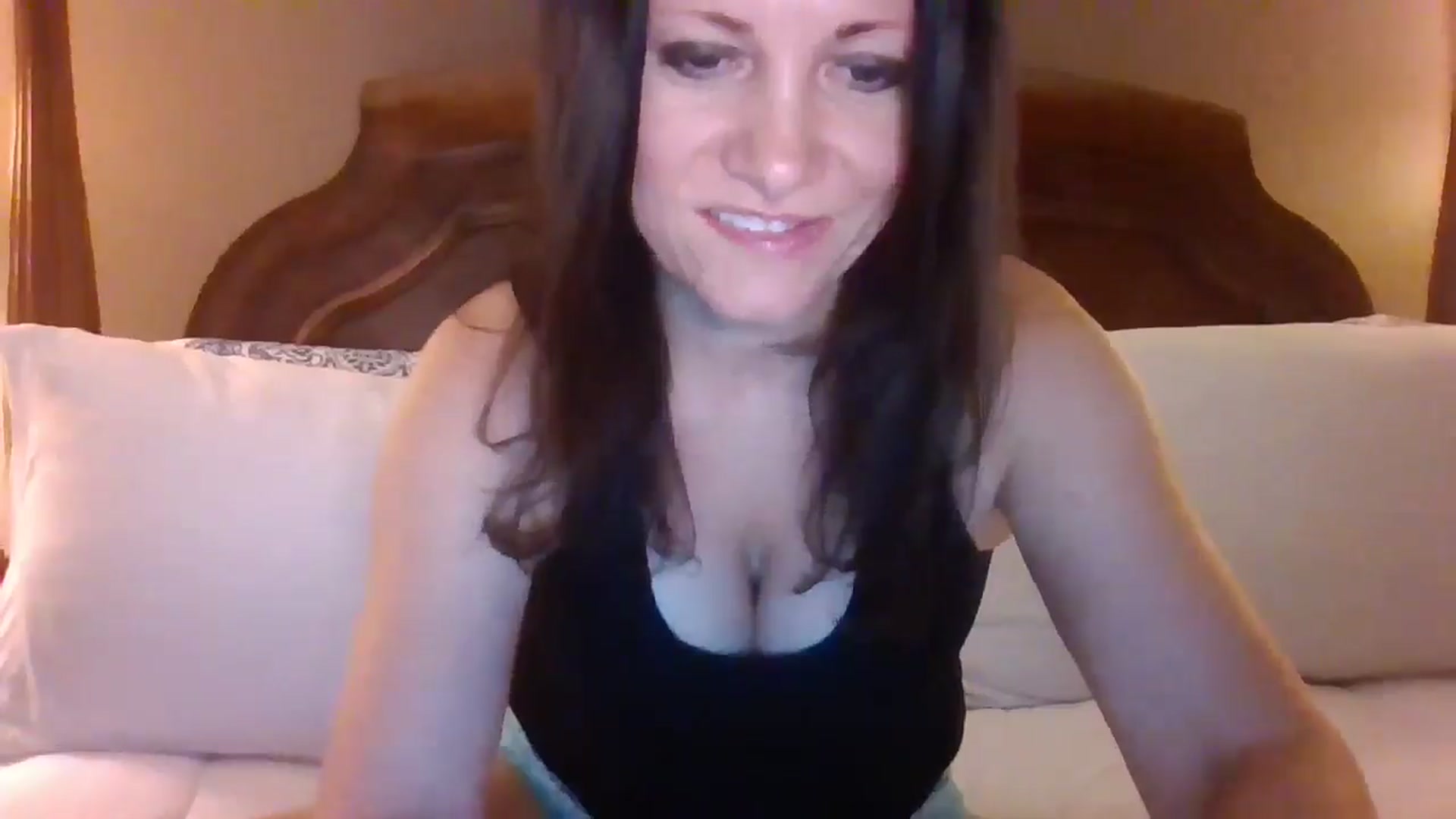 Gallery image thumbnail from LVDOLL's myfreecams stream on, 07/03/2024, 04:23 image 20 of 20