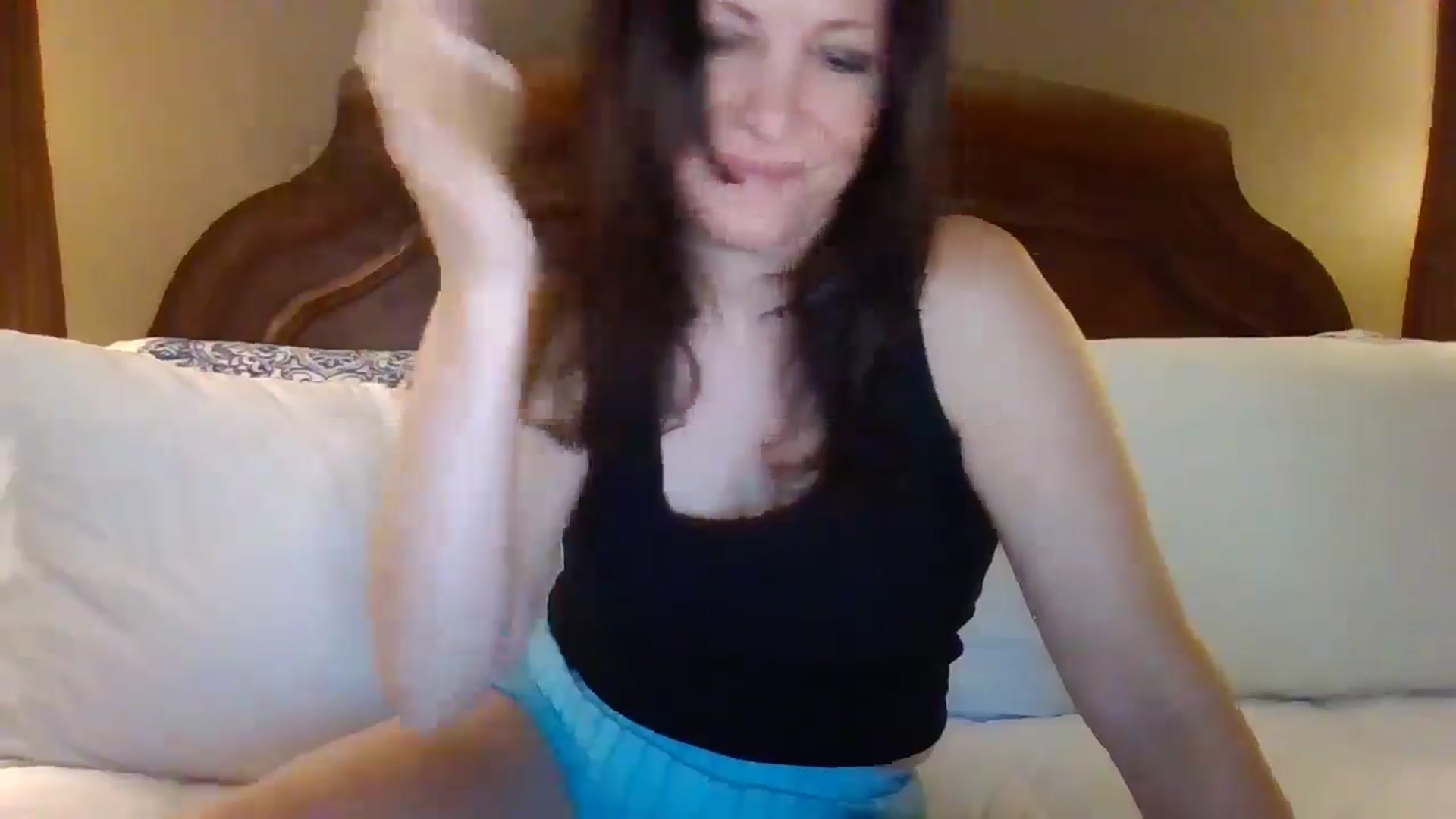 Gallery image thumbnail from LVDOLL's myfreecams stream on, 07/03/2024, 05:58 image 19 of 20
