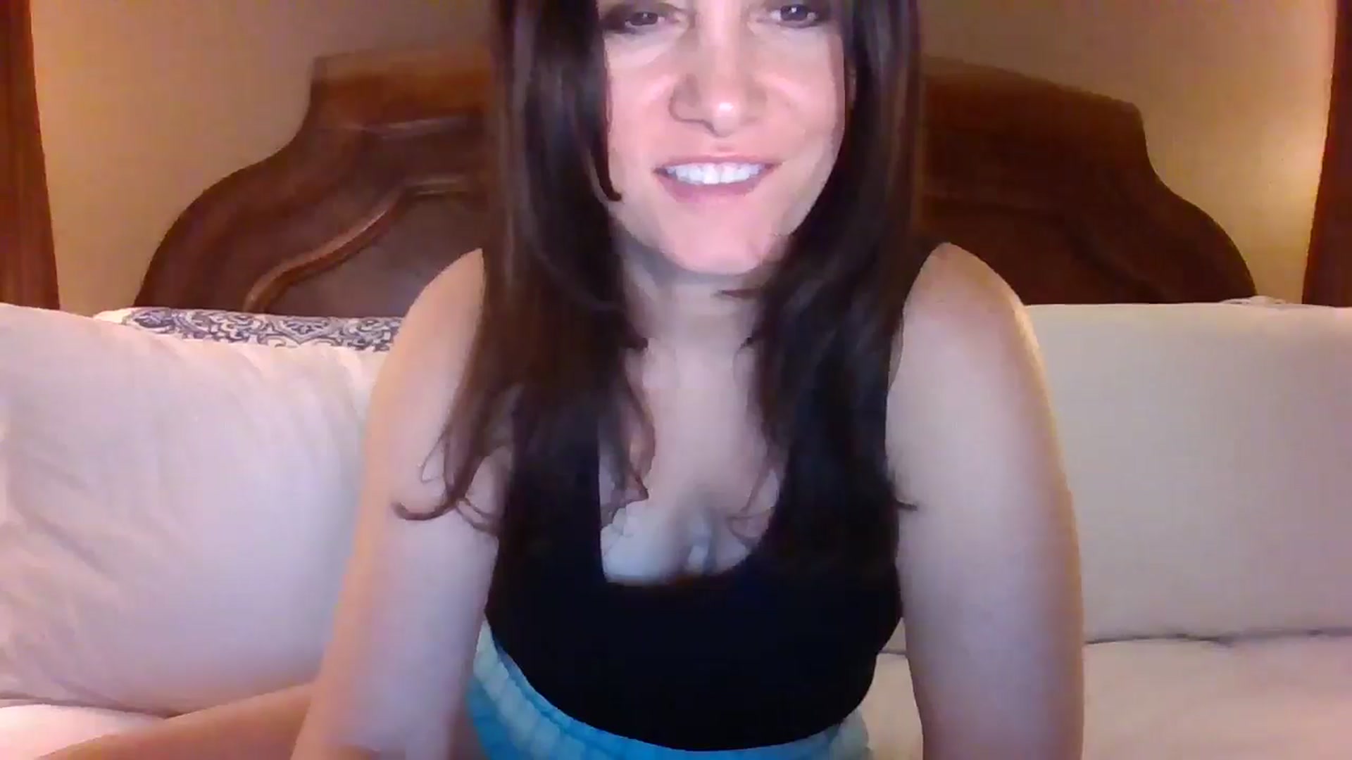 Gallery image thumbnail from LVDOLL's myfreecams stream on, 07/03/2024, 05:58 image 18 of 20