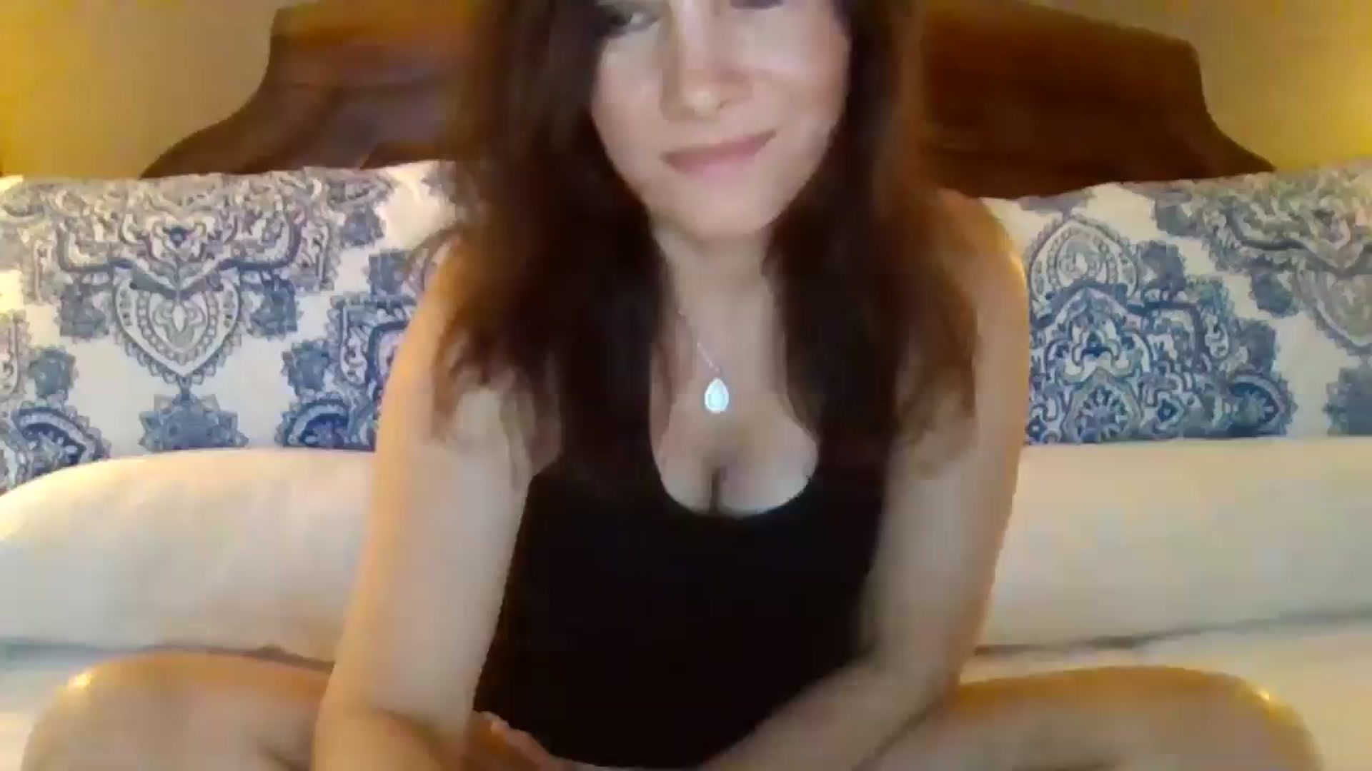Gallery image thumbnail from LVDOLL's myfreecams stream on, 07/08/2024, 23:26 image 7 of 20