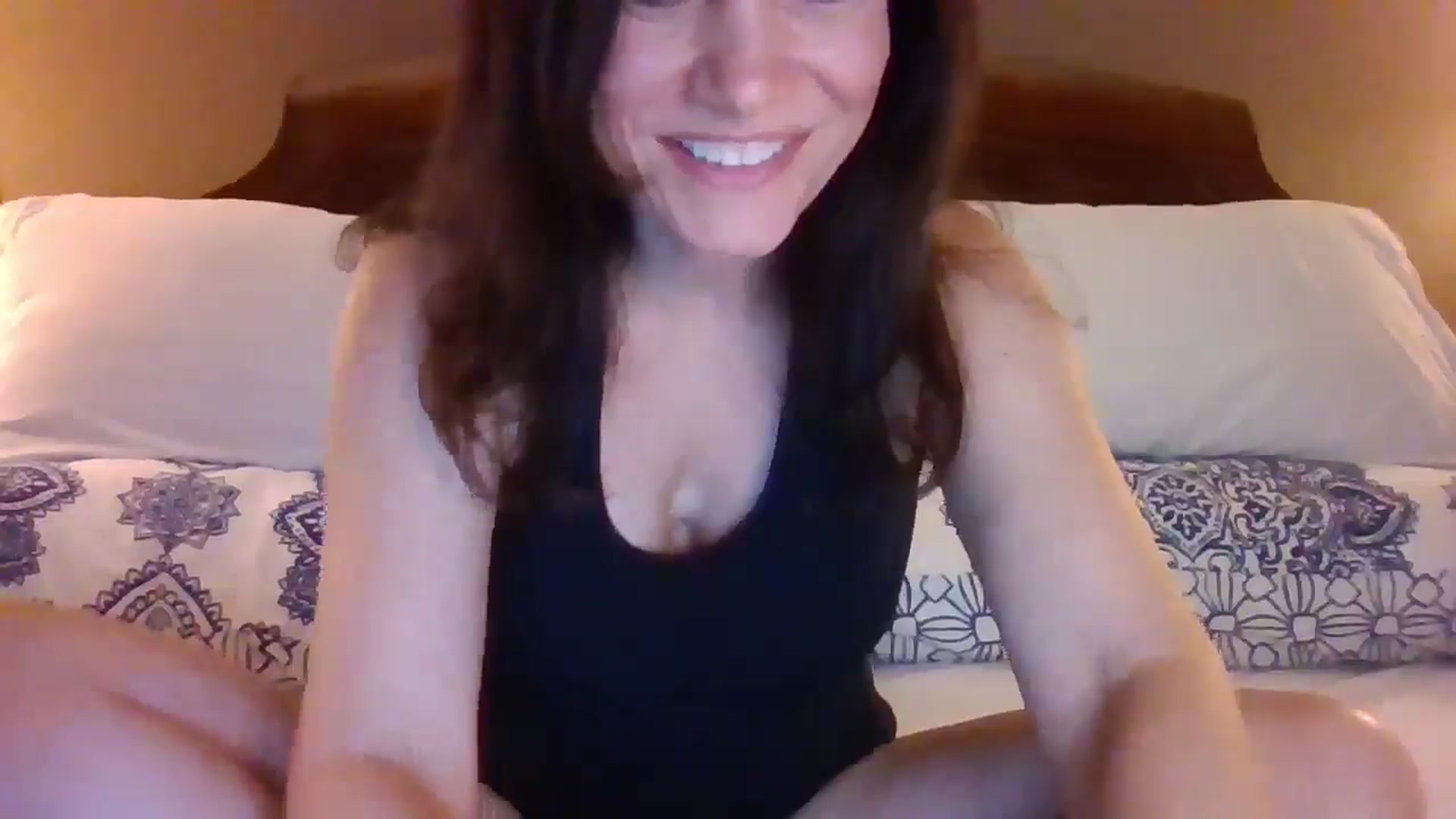 Gallery image thumbnail from LVDOLL's myfreecams stream on, 07/09/2024, 05:44 image 17 of 20