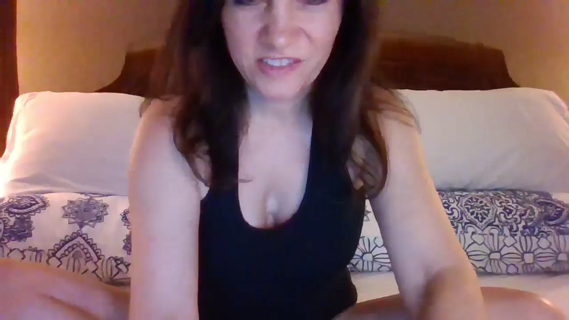 Gallery image thumbnail from LVDOLL's myfreecams stream on, 07/09/2024, 05:44 image 13 of 20