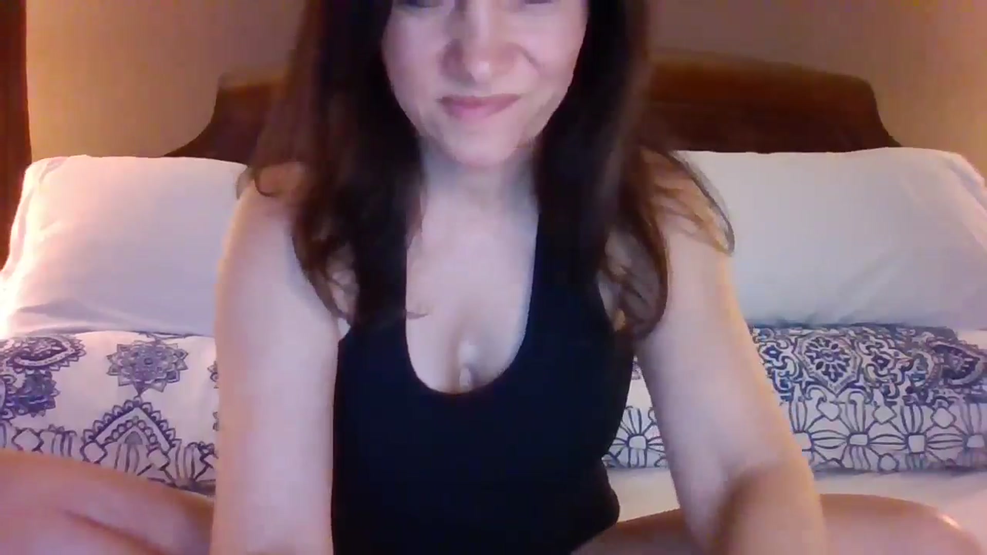 Gallery image thumbnail from LVDOLL's myfreecams stream on, 07/09/2024, 05:44 image 14 of 20