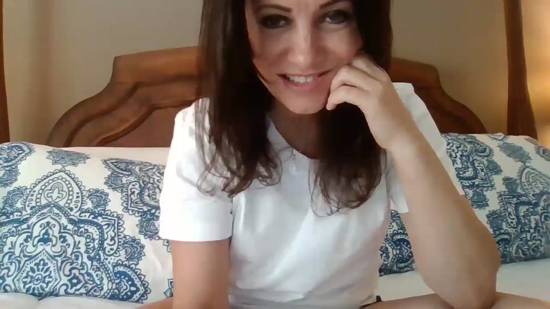 Gallery image thumbnail from LVDOLL's myfreecams stream on, 07/12/2024, 23:37 image 10 of 20