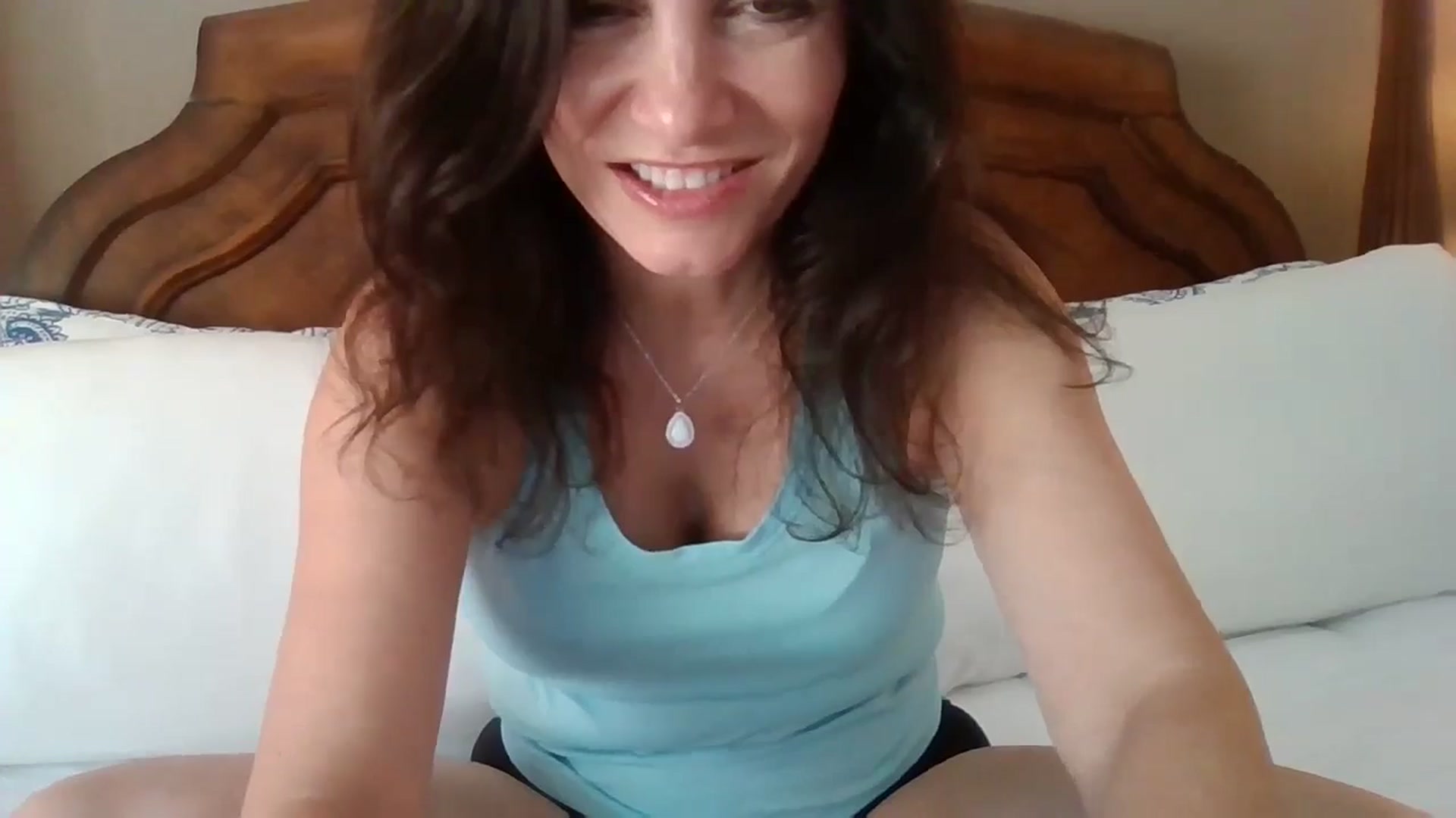 Gallery image thumbnail from LVDOLL's myfreecams stream on, 07/15/2024, 20:15 image 17 of 20