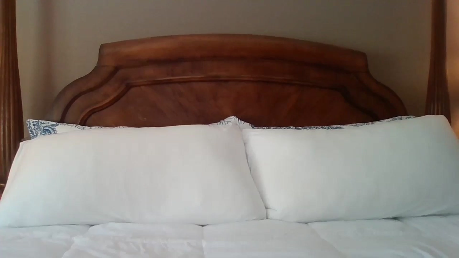 Gallery image thumbnail from LVDOLL's myfreecams stream on, 07/15/2024, 23:07 image 8 of 20