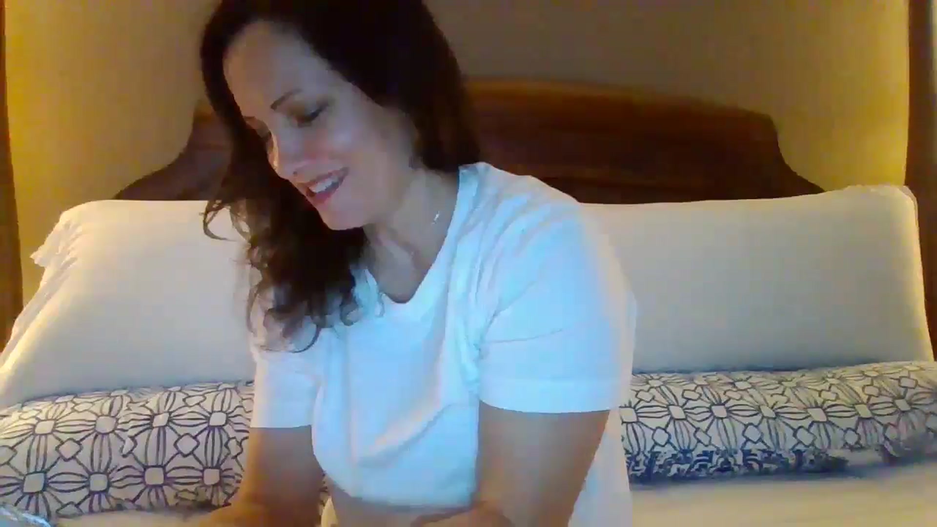 Gallery image thumbnail from LVDOLL's myfreecams stream on, 07/16/2024, 03:29 image 18 of 20