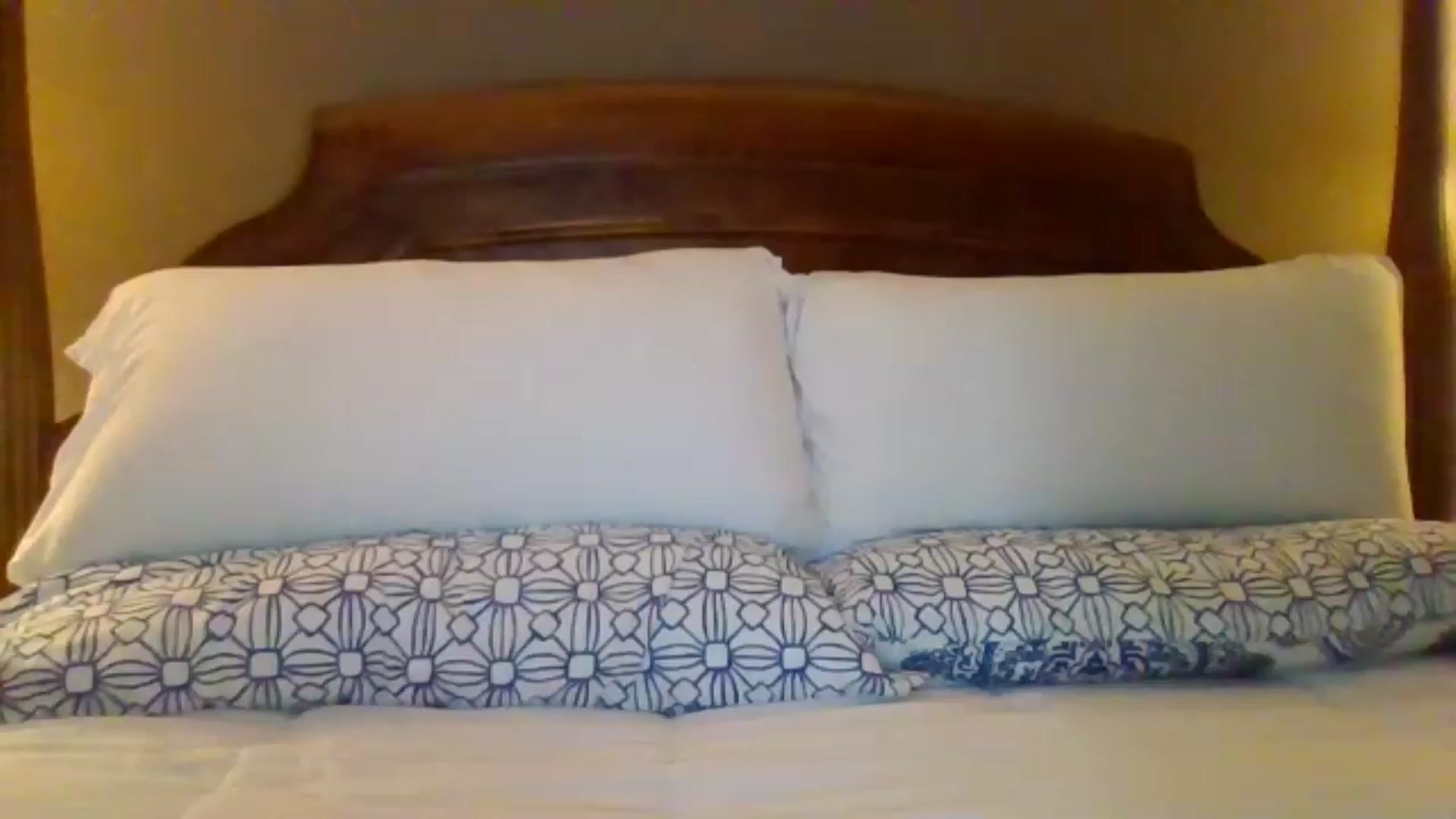 Gallery image thumbnail from LVDOLL's myfreecams stream on, 07/16/2024, 04:43 image 9 of 20