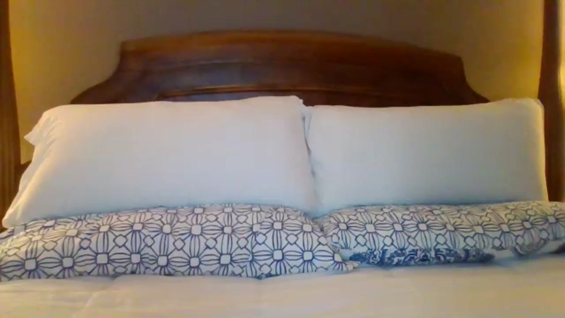 Gallery image thumbnail from LVDOLL's myfreecams stream on, 07/16/2024, 04:43 image 4 of 20