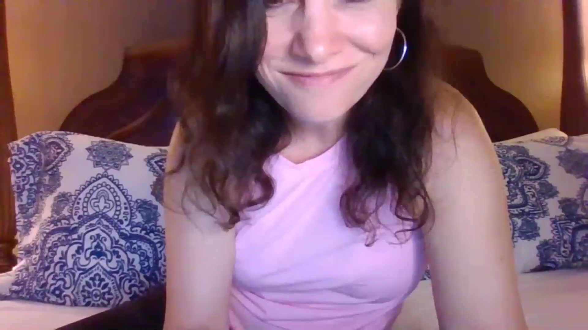 Gallery image thumbnail from LVDOLL's myfreecams stream on, 07/17/2024, 03:27 image 16 of 20