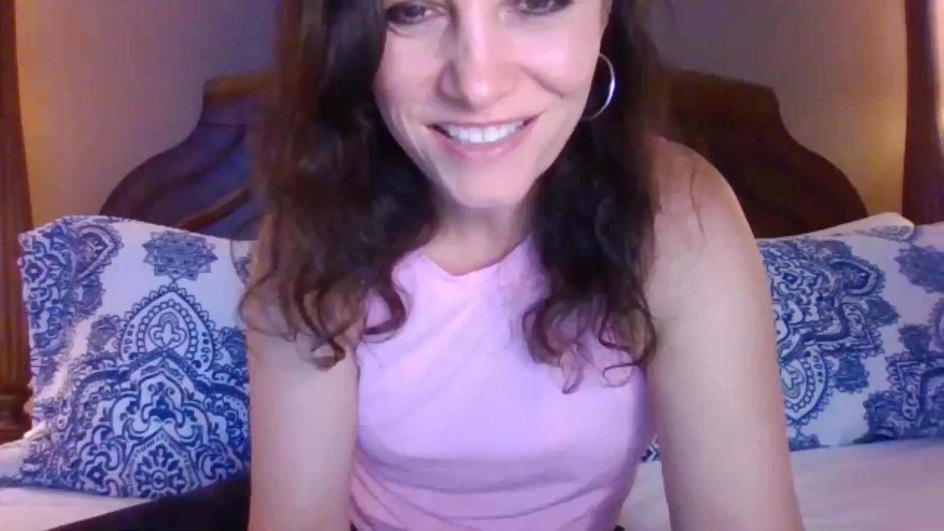 Gallery image thumbnail from LVDOLL's myfreecams stream on, 07/17/2024, 03:27 image 5 of 20