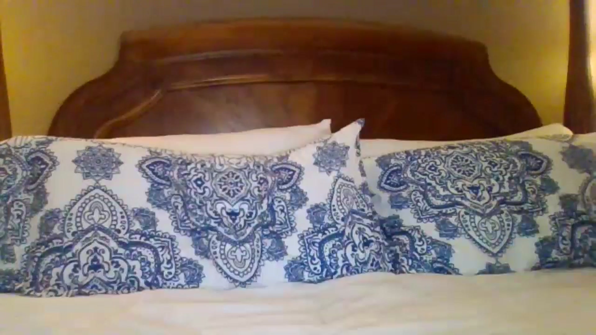 Gallery image thumbnail from LVDOLL's myfreecams stream on, 07/17/2024, 04:48 image 10 of 20