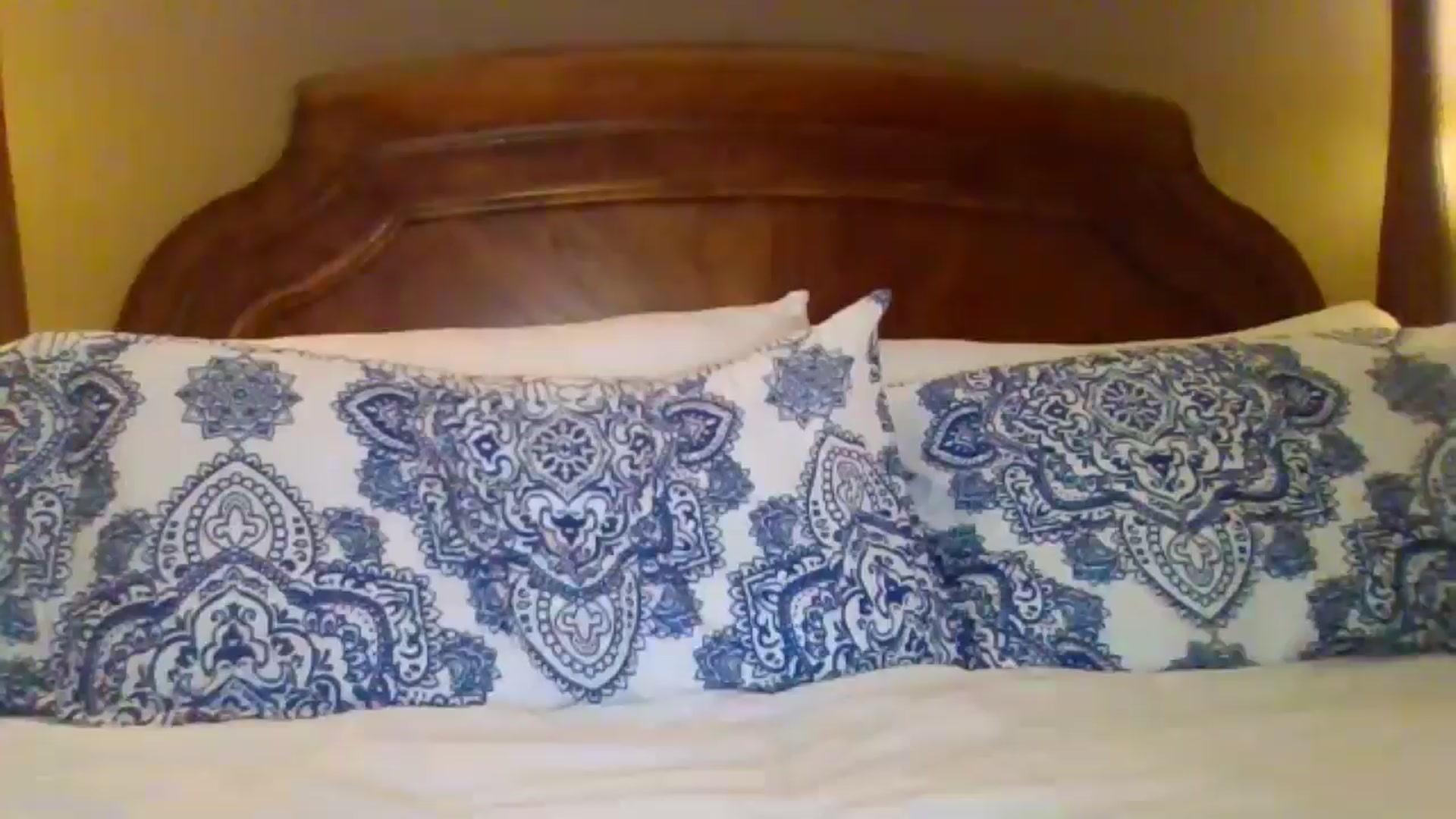 Gallery image thumbnail from LVDOLL's myfreecams stream on, 07/17/2024, 04:48 image 9 of 20