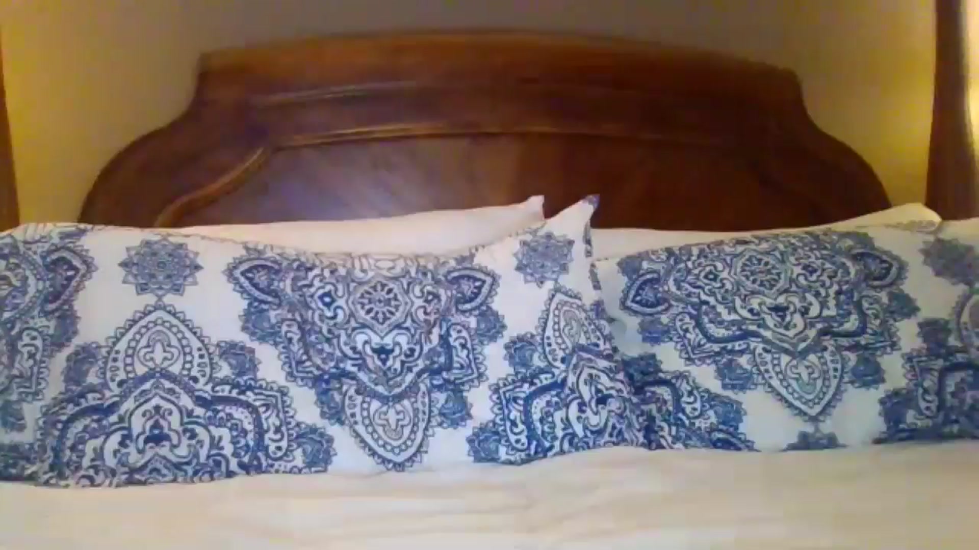 Gallery image thumbnail from LVDOLL's myfreecams stream on, 07/17/2024, 04:48 image 11 of 20
