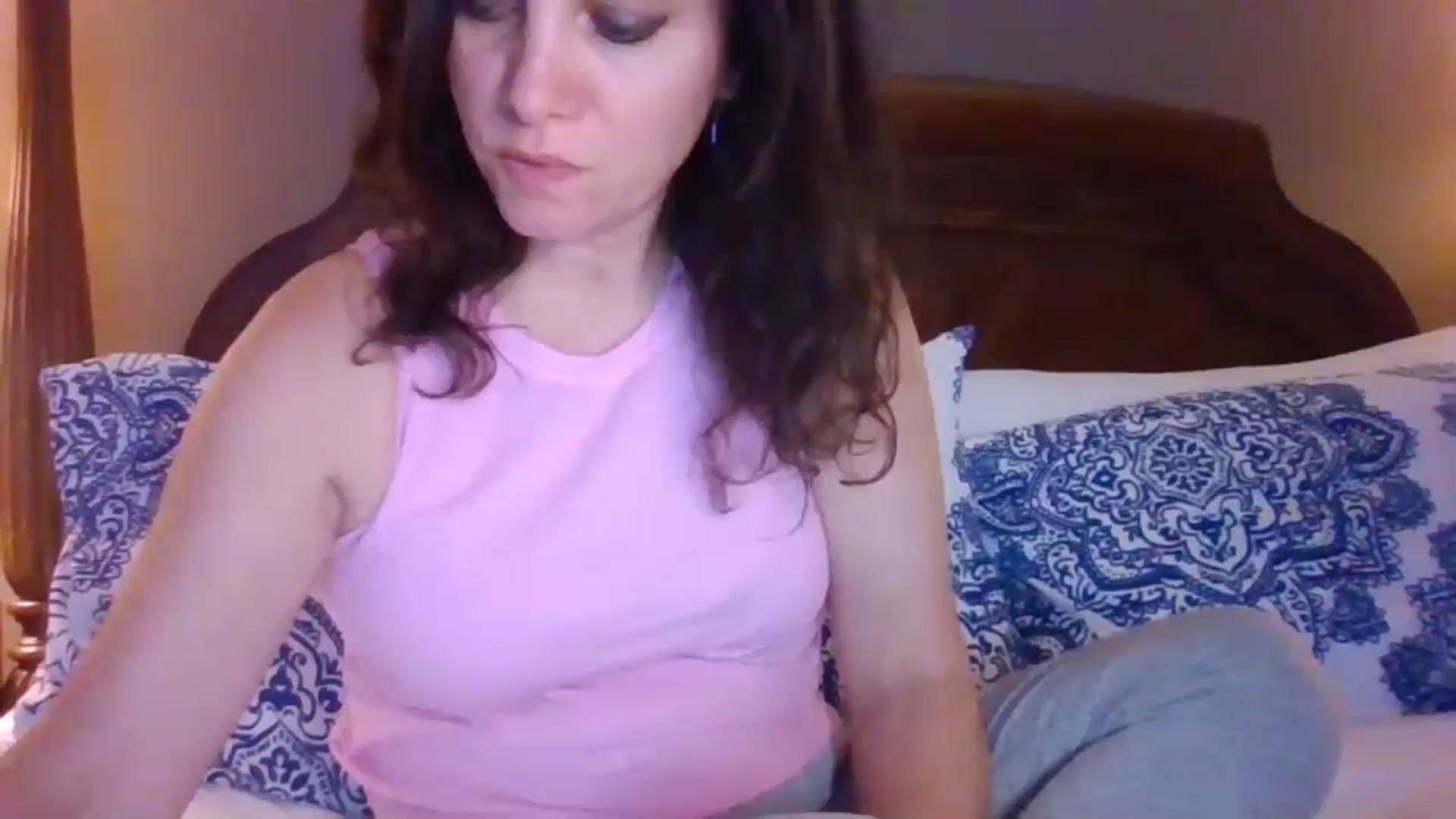 Gallery image thumbnail from LVDOLL's myfreecams stream on, 07/17/2024, 05:54 image 18 of 20