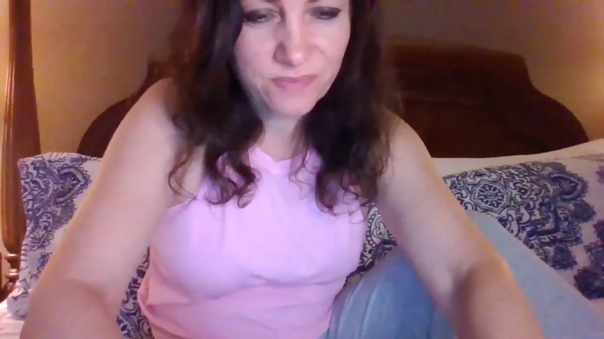 Gallery image thumbnail from LVDOLL's myfreecams stream on, 07/17/2024, 05:54 image 15 of 20