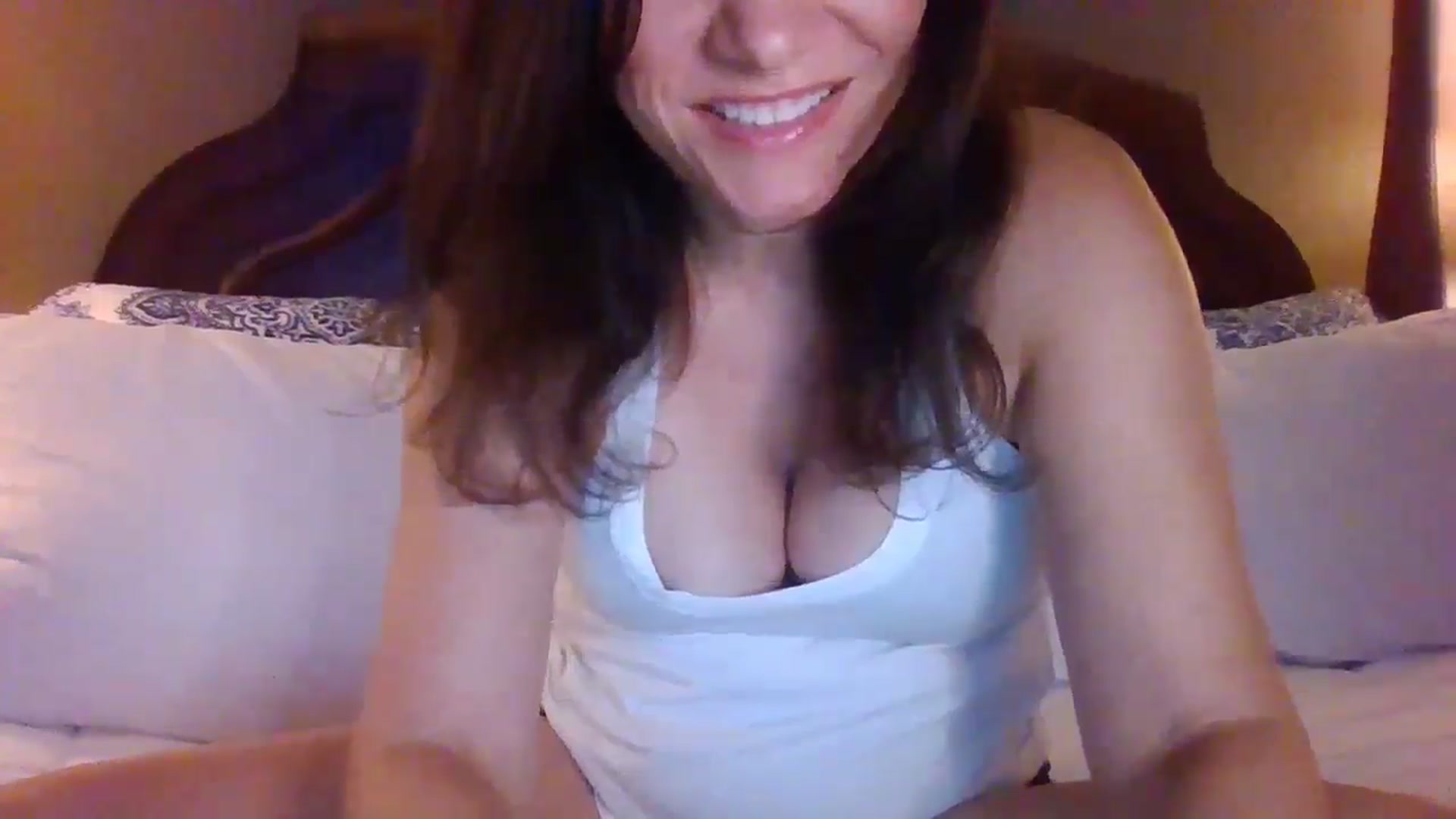 Gallery image thumbnail from LVDOLL's myfreecams stream on, 07/23/2024, 05:14 image 3 of 20