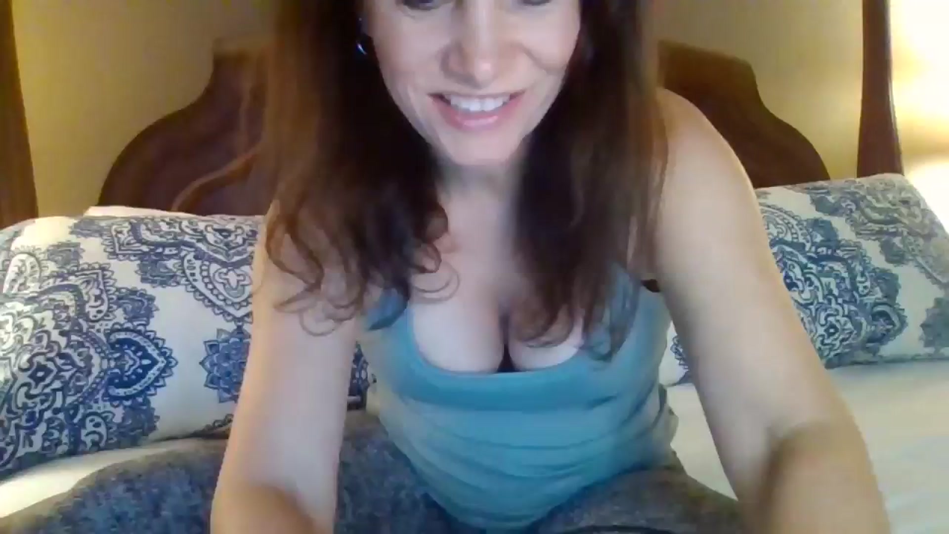 Gallery image thumbnail from LVDOLL's myfreecams stream on, 07/26/2024, 05:23 image 7 of 20