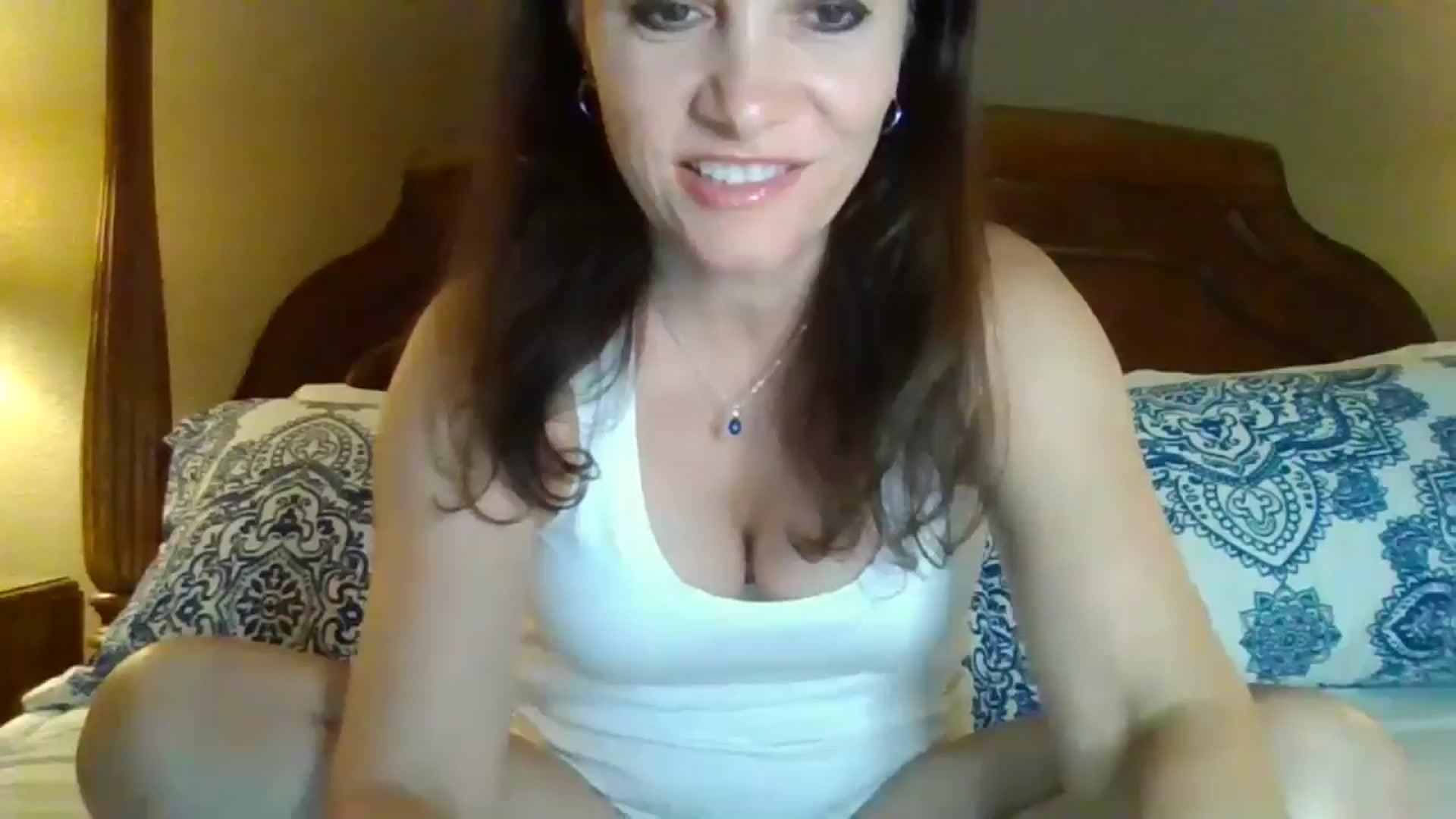Gallery image thumbnail from LVDOLL's myfreecams stream on, 07/31/2024, 04:01 image 1 of 20