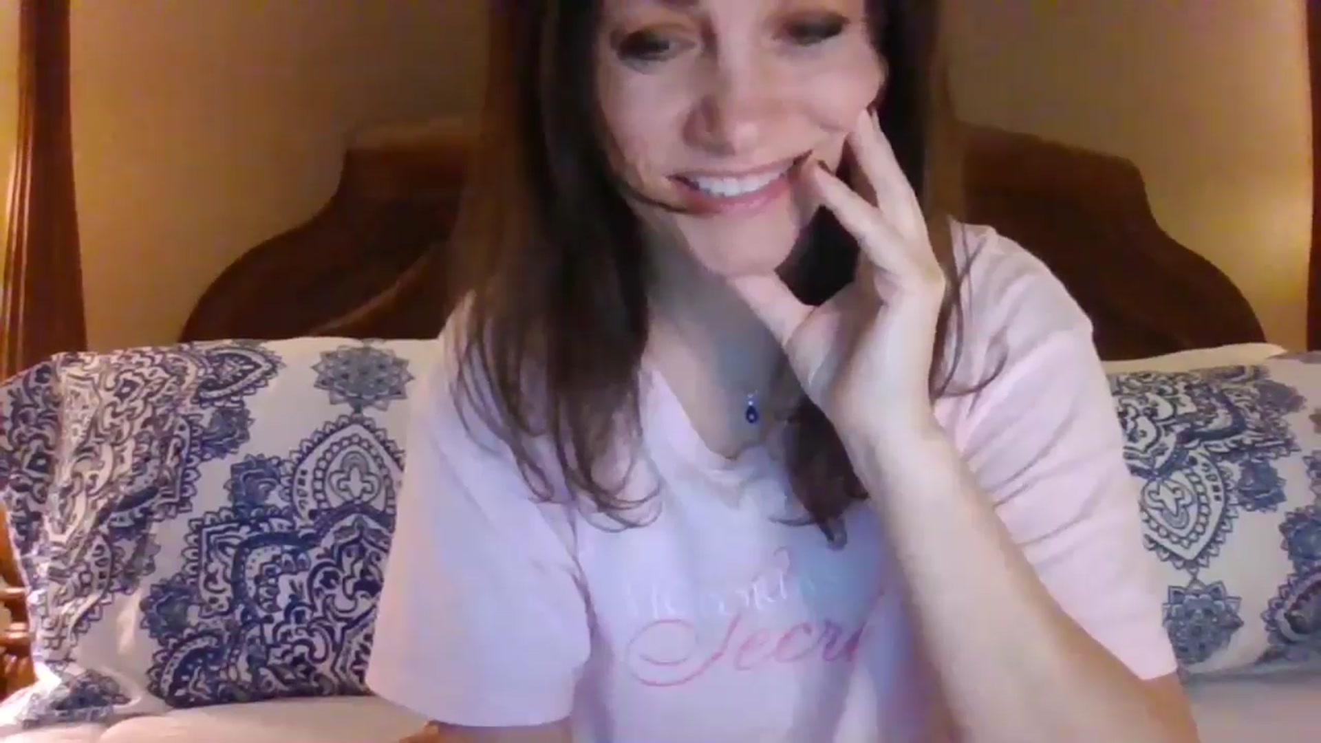 Gallery image thumbnail from LVDOLL's myfreecams stream on, 08/01/2024, 05:12 image 19 of 20