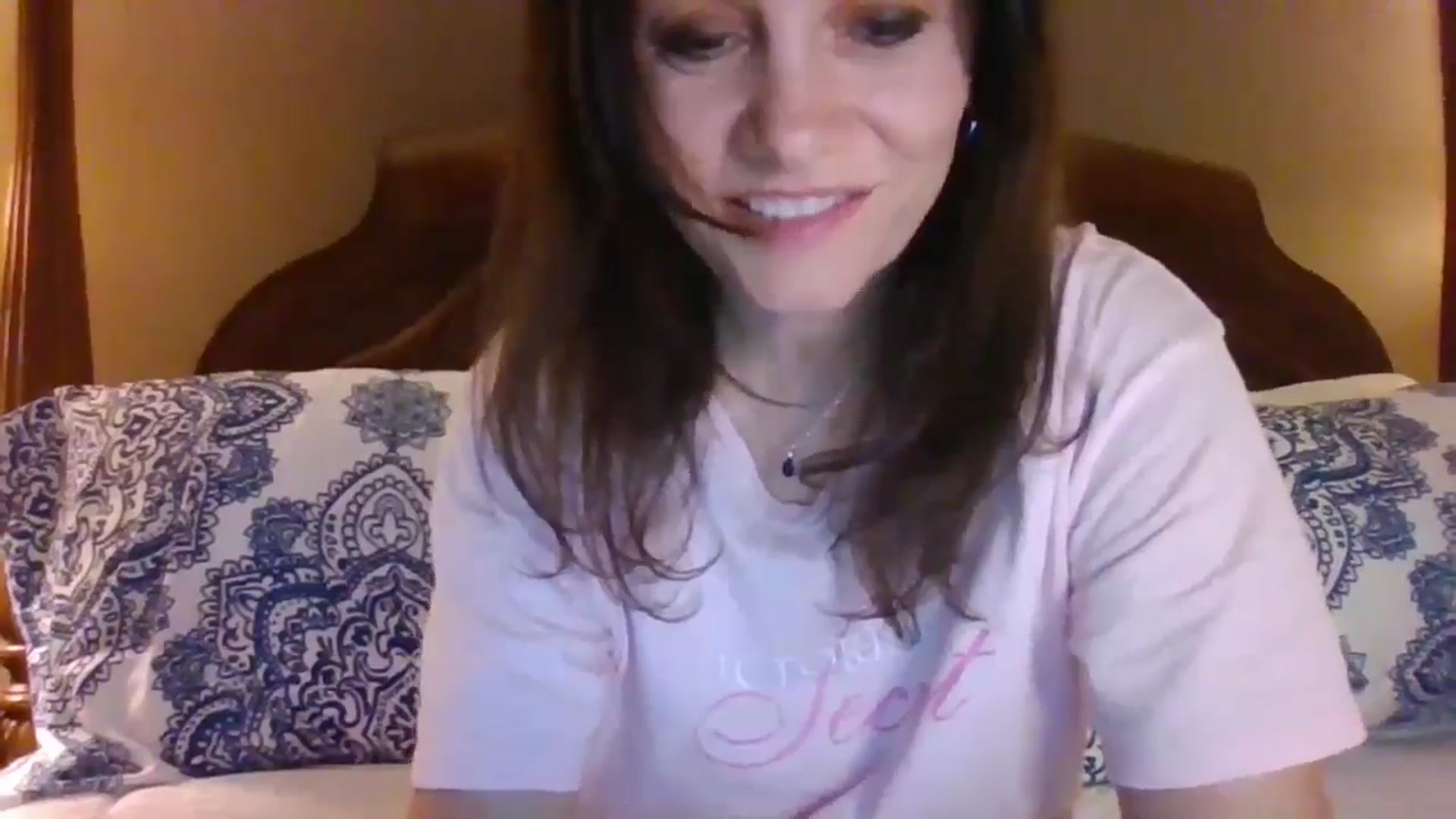 Gallery image thumbnail from LVDOLL's myfreecams stream on, 08/01/2024, 05:12 image 20 of 20