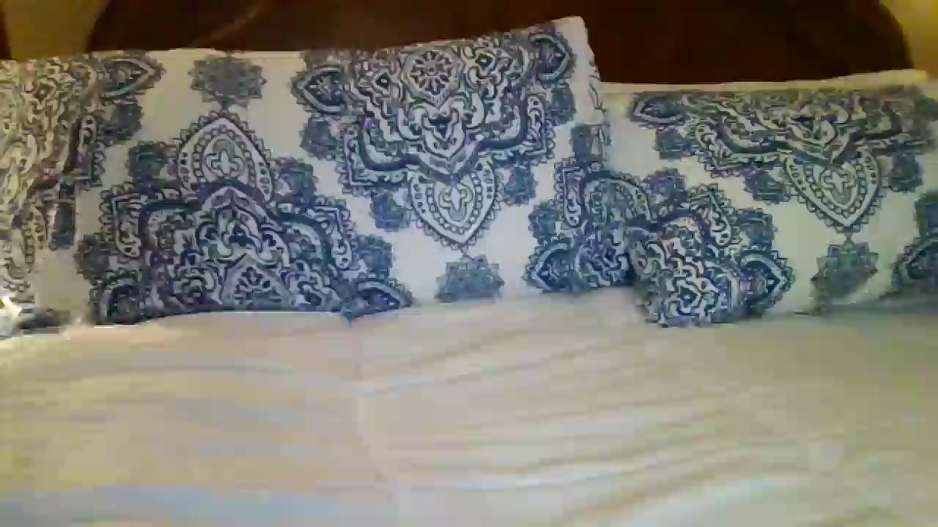 Gallery image thumbnail from LVDOLL's myfreecams stream on, 08/01/2024, 05:12 image 10 of 20