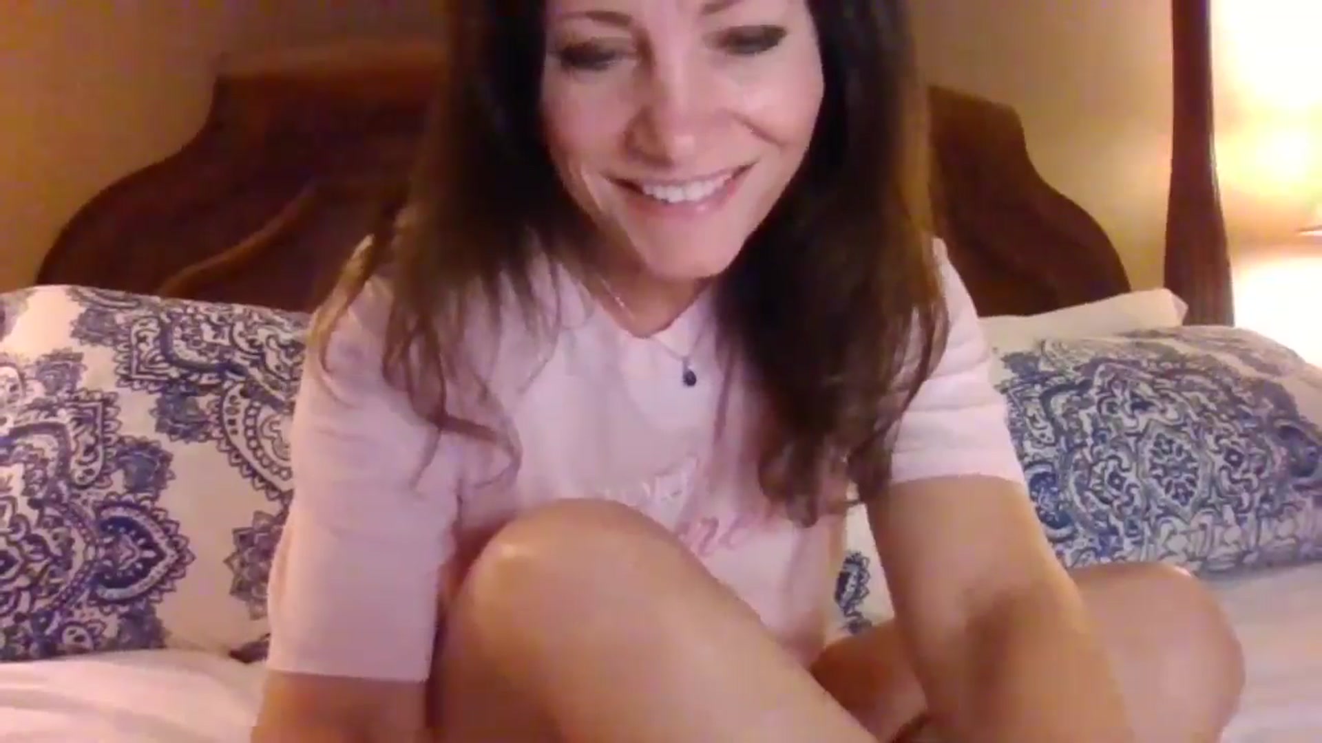 Gallery image thumbnail from LVDOLL's myfreecams stream on, 08/02/2024, 05:35 image 6 of 20