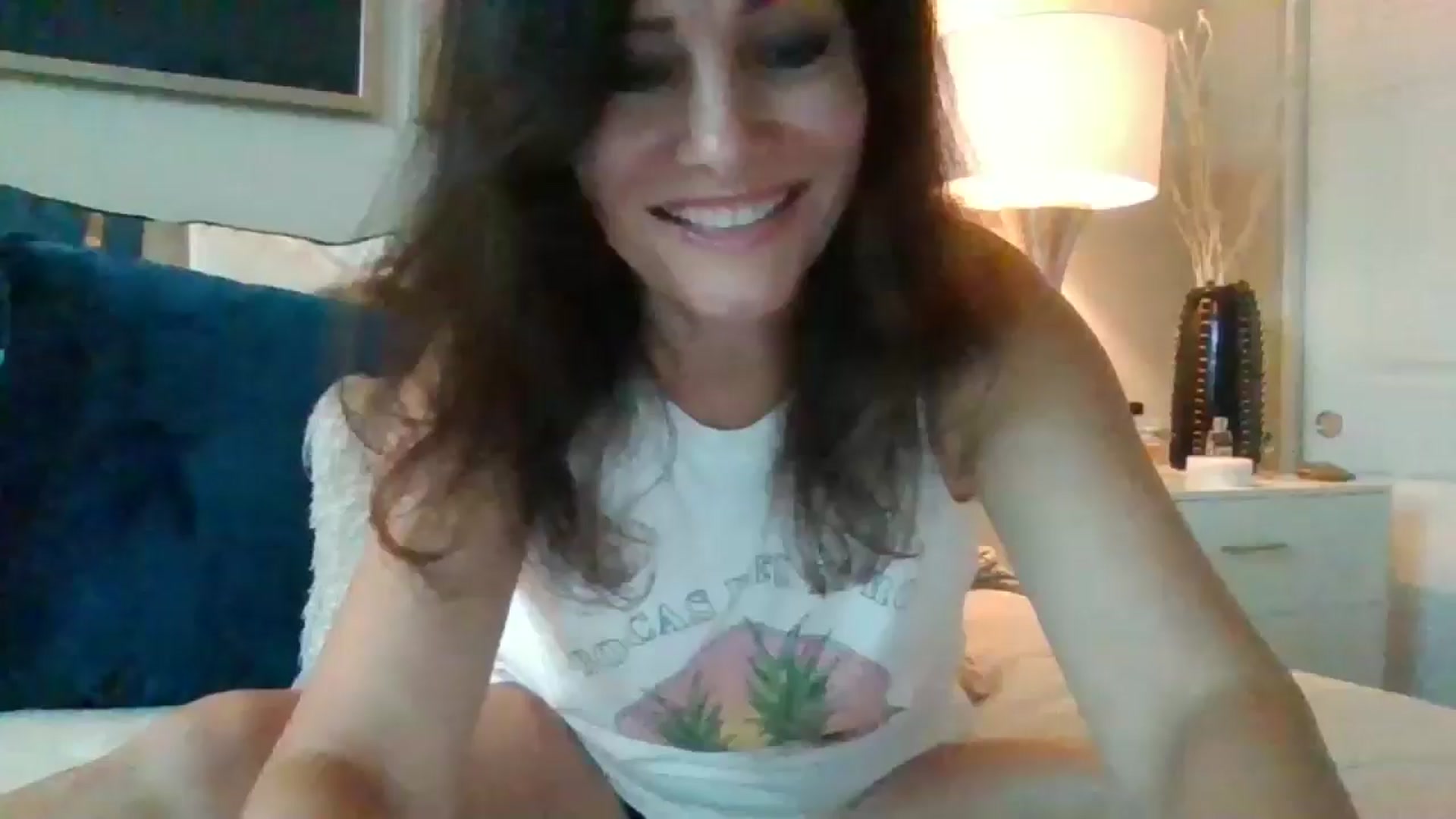 Gallery image thumbnail from LVDOLL's myfreecams stream on, 08/12/2024, 03:26 image 5 of 20