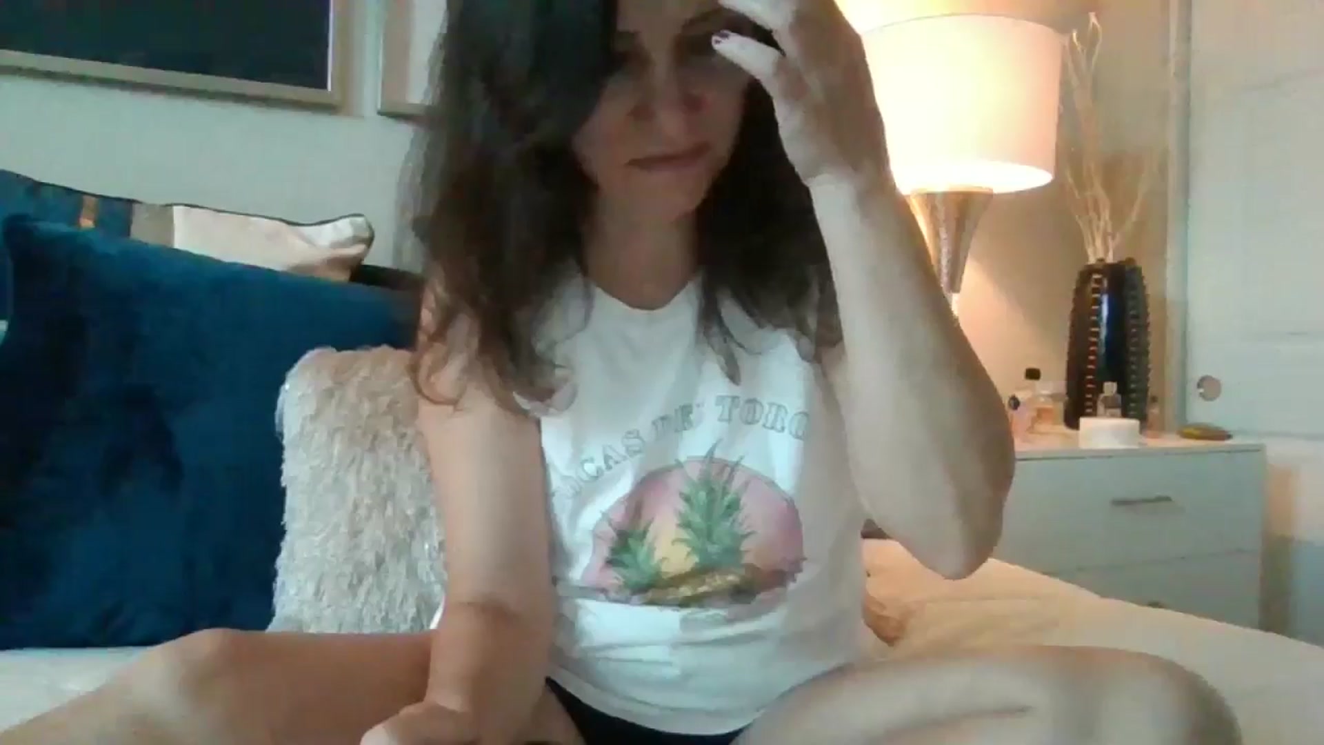 Gallery image thumbnail from LVDOLL's myfreecams stream on, 08/12/2024, 03:26 image 2 of 20