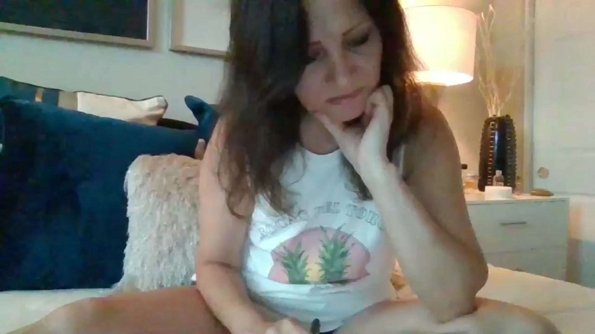 Gallery image thumbnail from LVDOLL's myfreecams stream on, 08/12/2024, 03:26 image 6 of 20