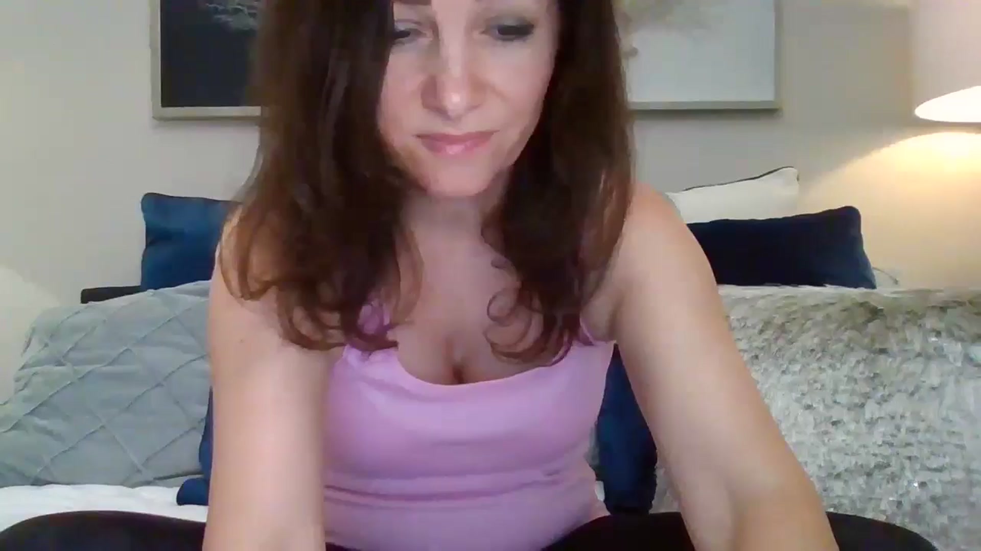 Gallery image thumbnail from LVDOLL's myfreecams stream on, 08/13/2024, 03:40 image 15 of 20
