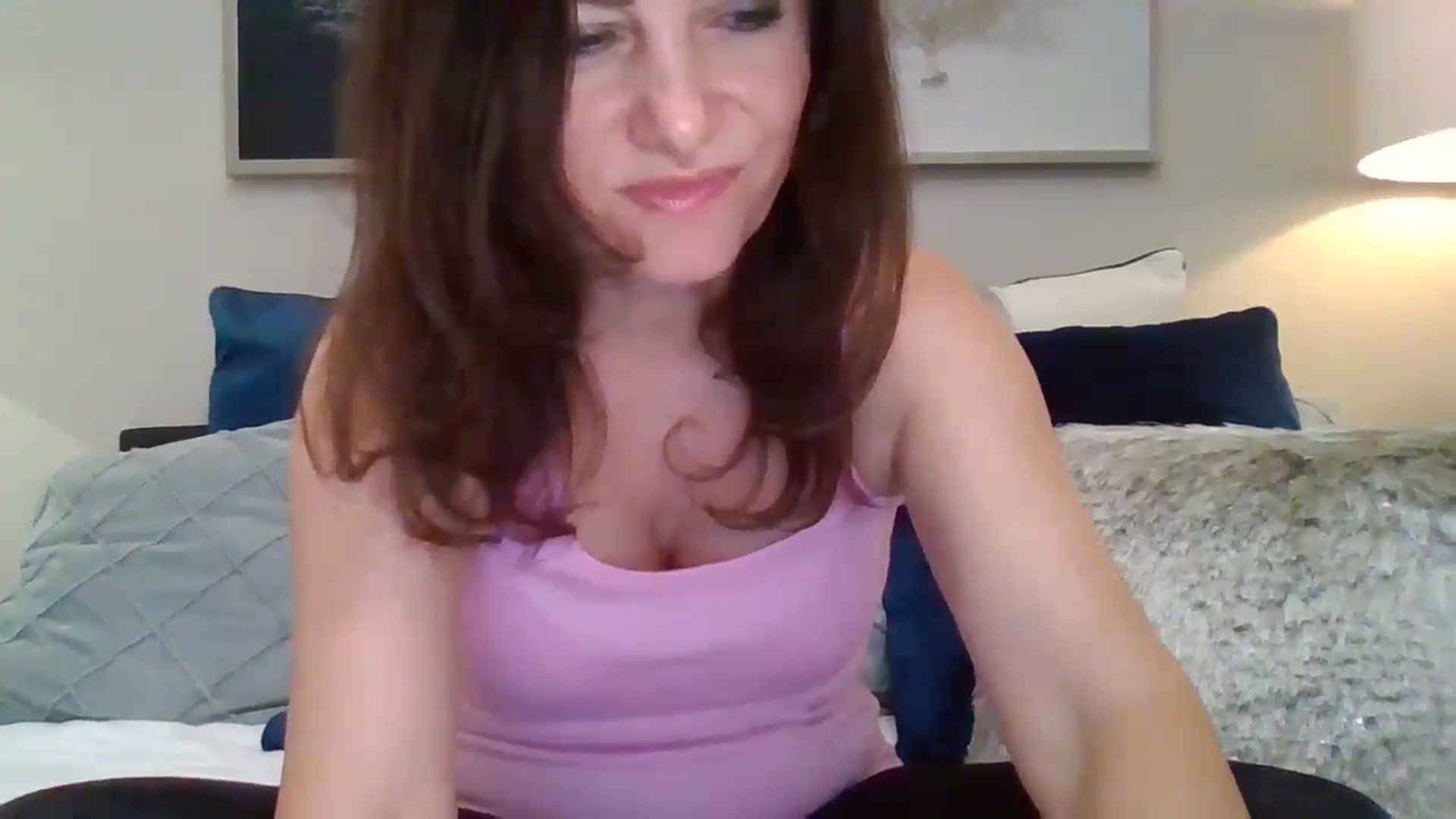 Gallery image thumbnail from LVDOLL's myfreecams stream on, 08/13/2024, 03:40 image 20 of 20